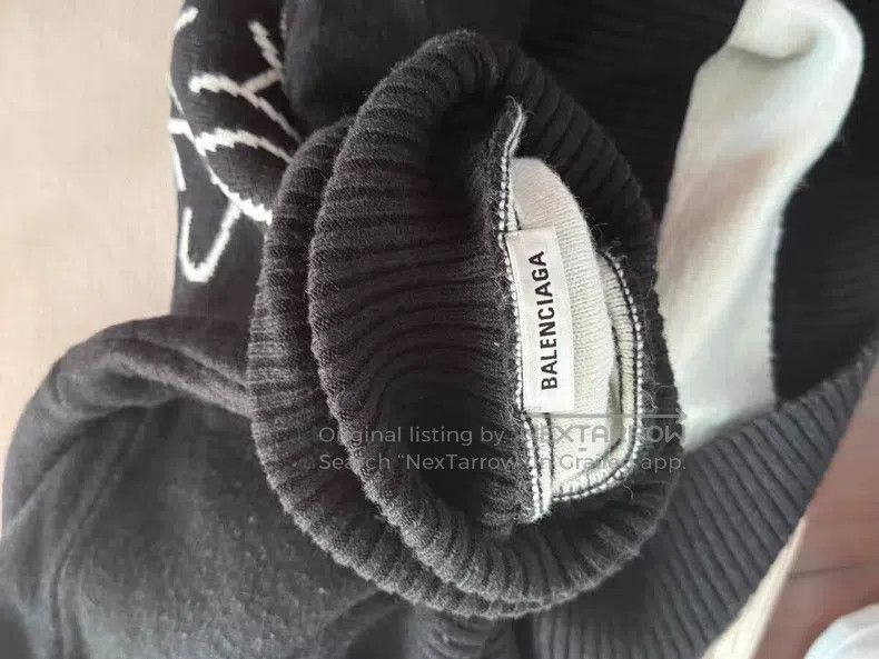 Balenciaga size 38 Knit Sweater
