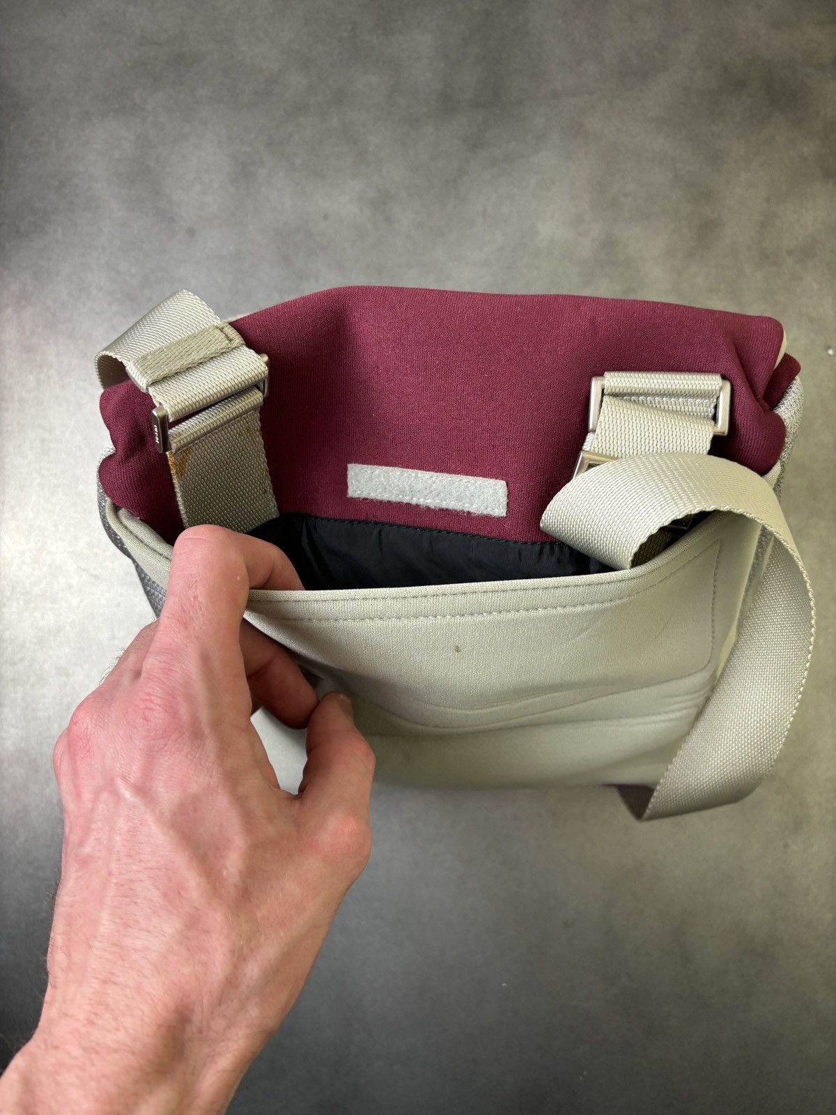Prada × Vintage S/S 2000 Prada Sport Bag Prada Crossbody Messenger Mesh Line Size ONE SIZE - 10 Thumbnail