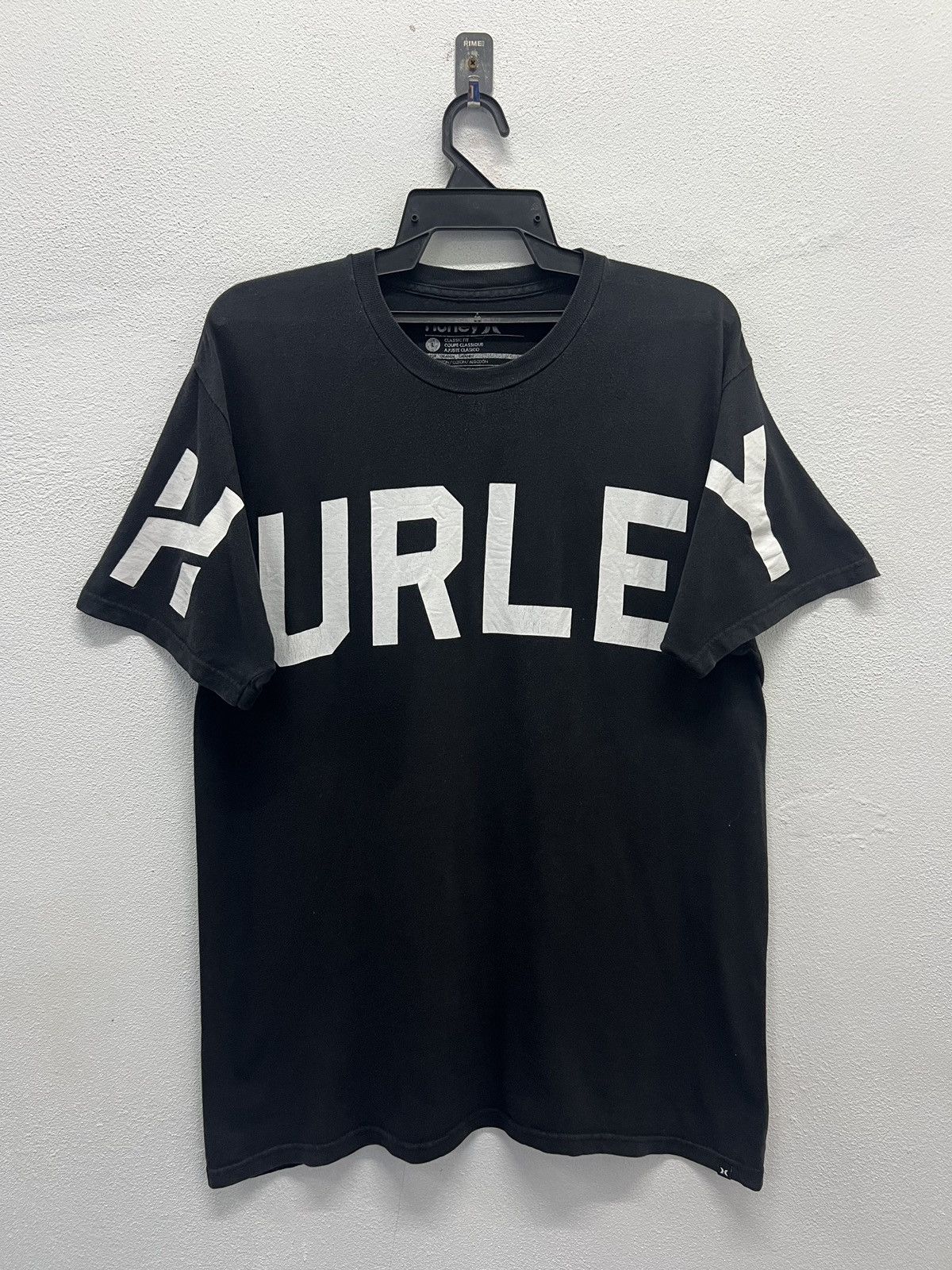 Hurley × Vintage Hurley Shirt Adult Mens White Spell Out Logo Size US L / EU 52-54 / 3 - 1 Thumbnail