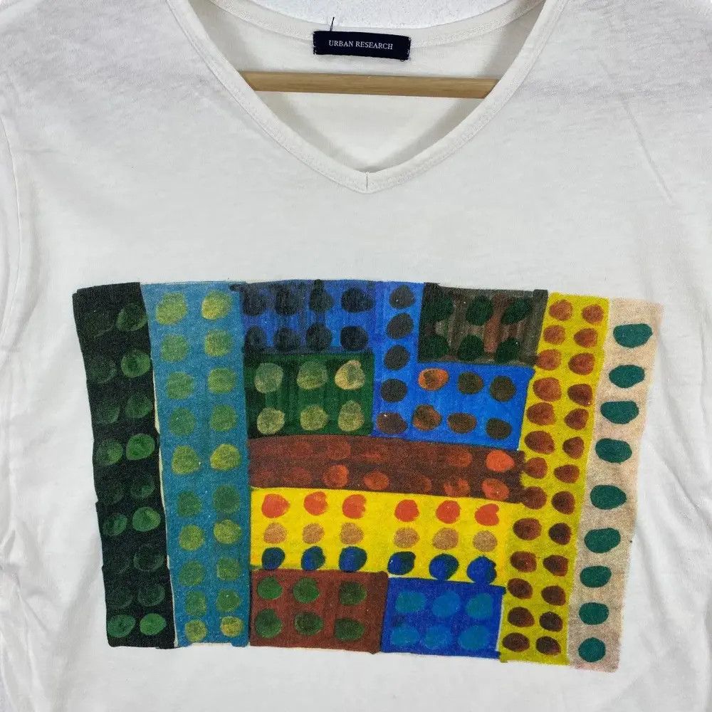 Japanese Brand URBAN RESEARCH Art Graphic V-Neck Tee Shirt Medium Size Size US M / EU 48-50 / 2 - 2 Thumbnail