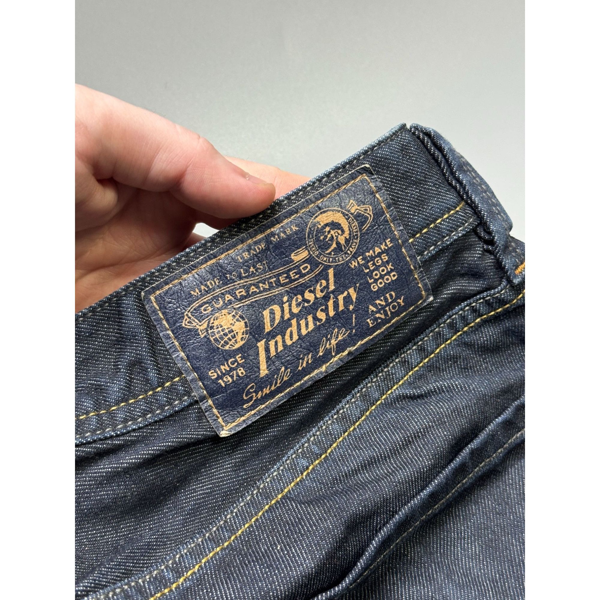 Diesel Diesel Industry Larkee Raw Denim Jeans Pants (Y1137) Size US 32 / EU 48 - 16 Thumbnail