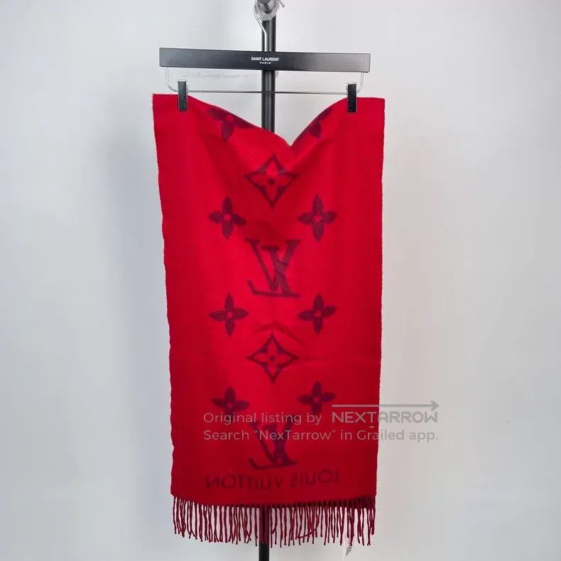 Louis Vuitton Louis Vuitton Burgundy Full Print Cashmere Reversible Frin Size ONE SIZE - 4 Thumbnail