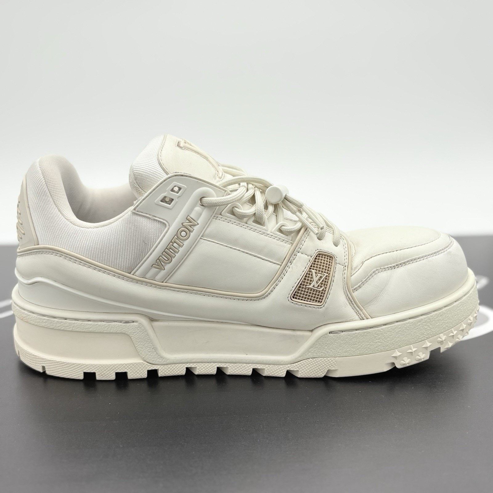Louis Vuitton Louis Vuitton Maxi Trainer ' White ' | GOOD CONDITION! Size US 11.5 / EU 44-45 - 10 Thumbnail