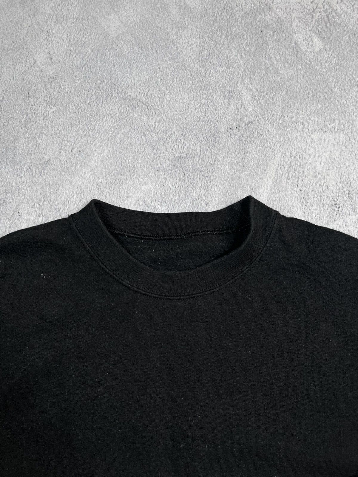 Japanese Brand × Vintage Vintage Y2K black blank faded sweatshirt streetwear style L Size US L / EU 52-54 / 3 - 6 Thumbnail