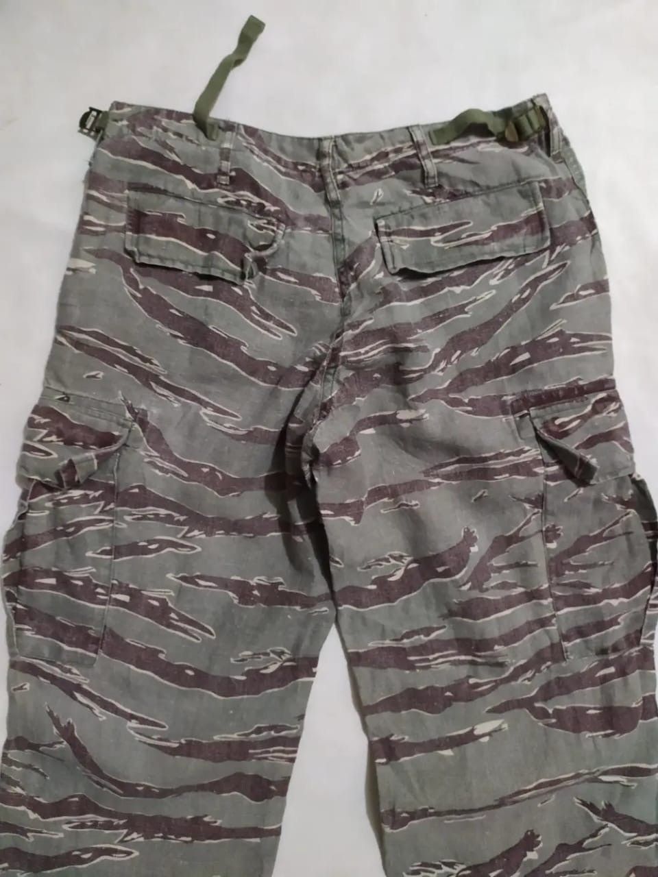 Japanese Brand × United Arrows United Arrow Tiger Camo Linen Cargo Pants Pink Label Size 30" / US 8 / IT 44 - 5 Thumbnail
