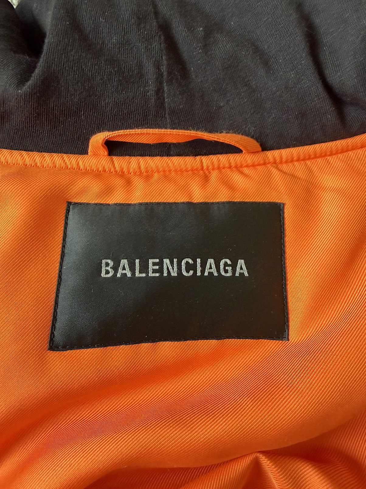 Balenciaga Fall 24 Incognito Bomber Jacket (L) Size US L / EU 52-54 / 3 - 14 Thumbnail