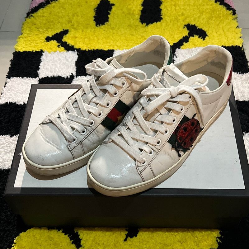 Gucci Gucci White Leather Pineapple Embroidered Sneakers 0079 Size US 6.5 / IT 36.5 - 1 Thumbnail