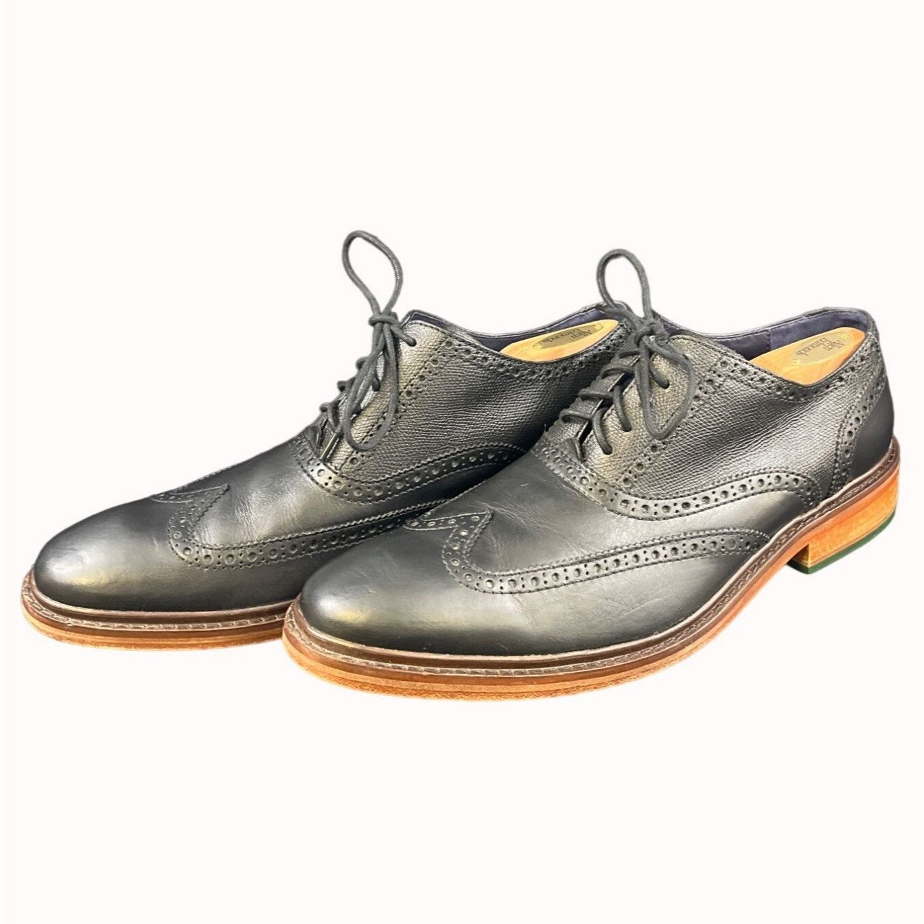 Cole Haan Cole Haan Men display picture 2