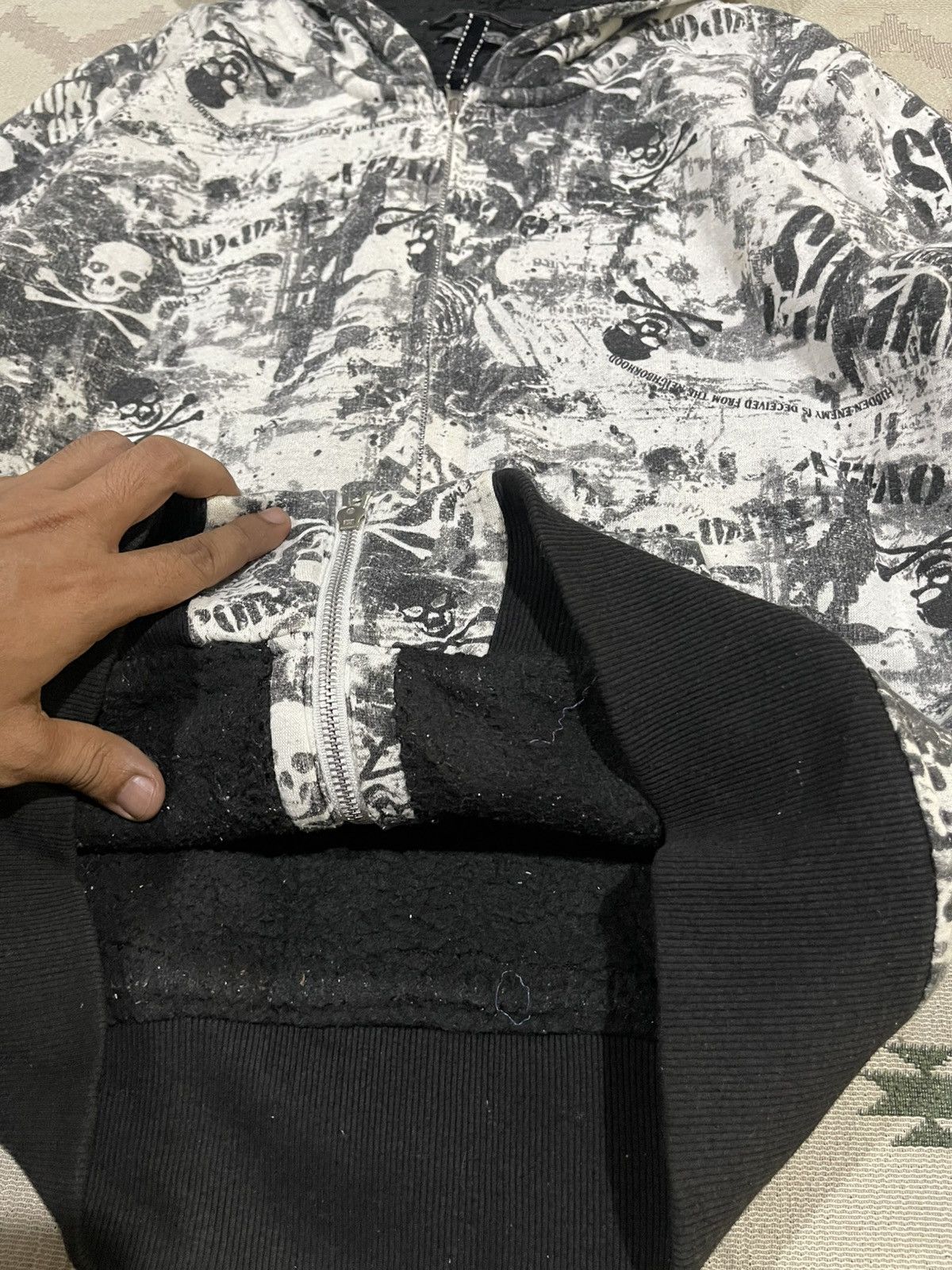 If Six Was Nine 2000s GOTHIC GRUNGE STYLE FULL PRINT HOODIE FLEECE LINEN Size US M / EU 48-50 / 2 - 10 Thumbnail