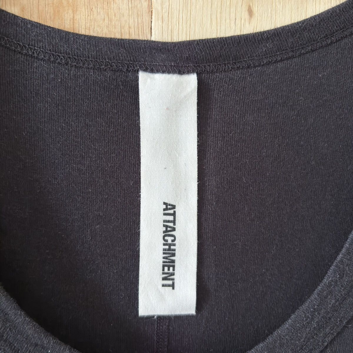Attachment Japanese Brand Attachment Black Tees Size US S / EU 44-46 / 1 - 2 Thumbnail