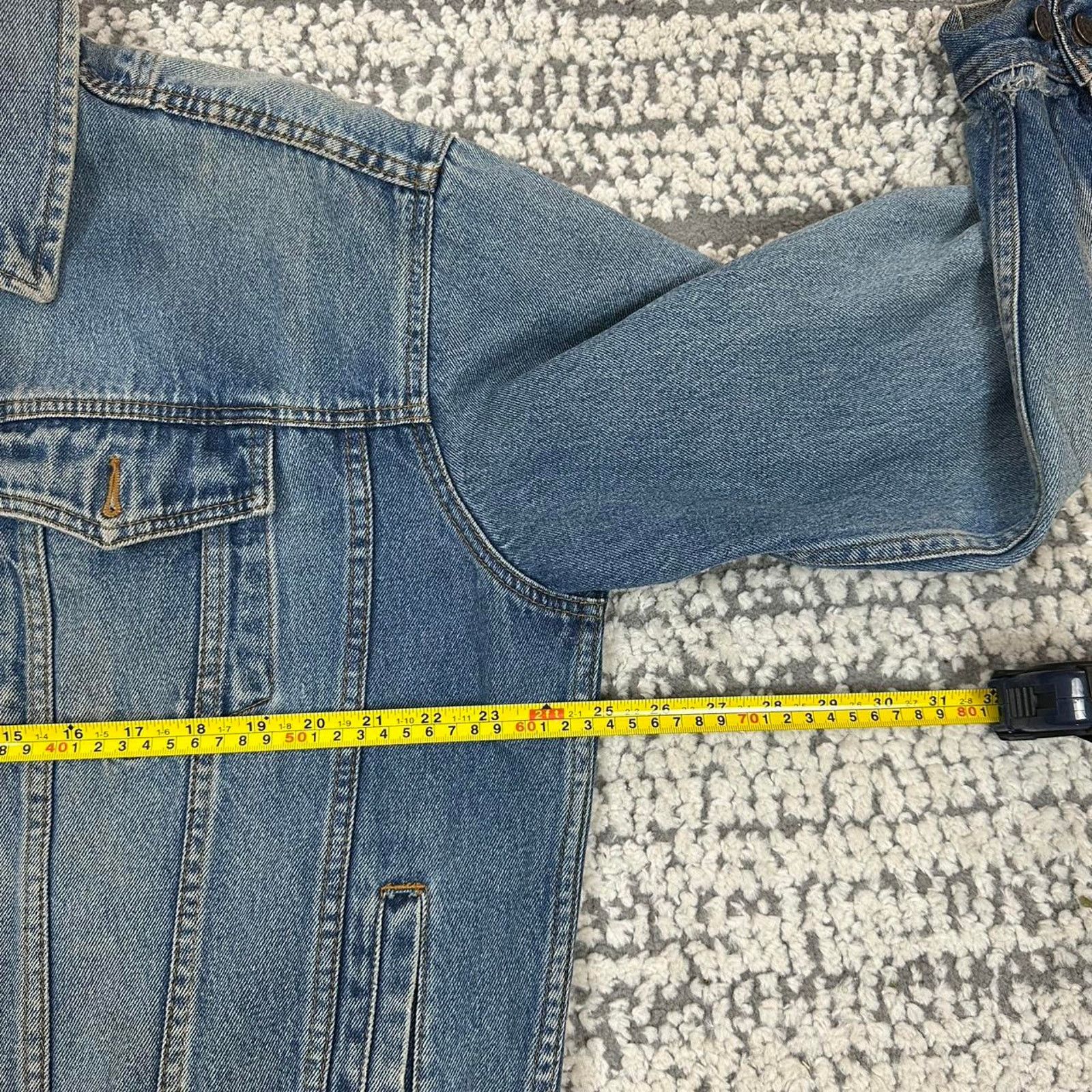 Vintage Vintage Distressed Denim Trucker Jacket Size US XL / EU 56 / 4 - 5 Thumbnail
