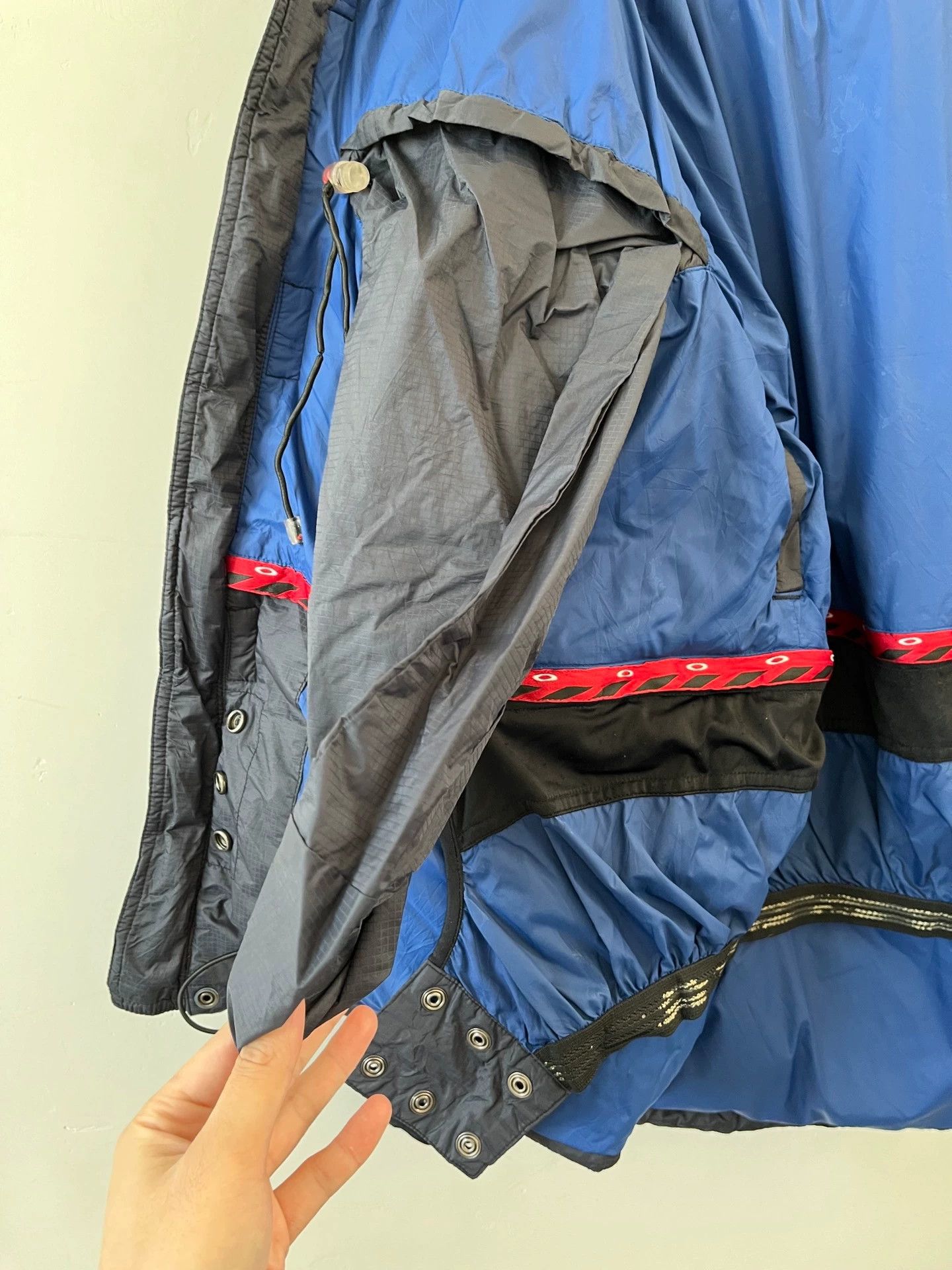 Oakley Oakley Vintage 00s Down Jacket L Size US L / EU 52-54 / 3 - 5 Thumbnail