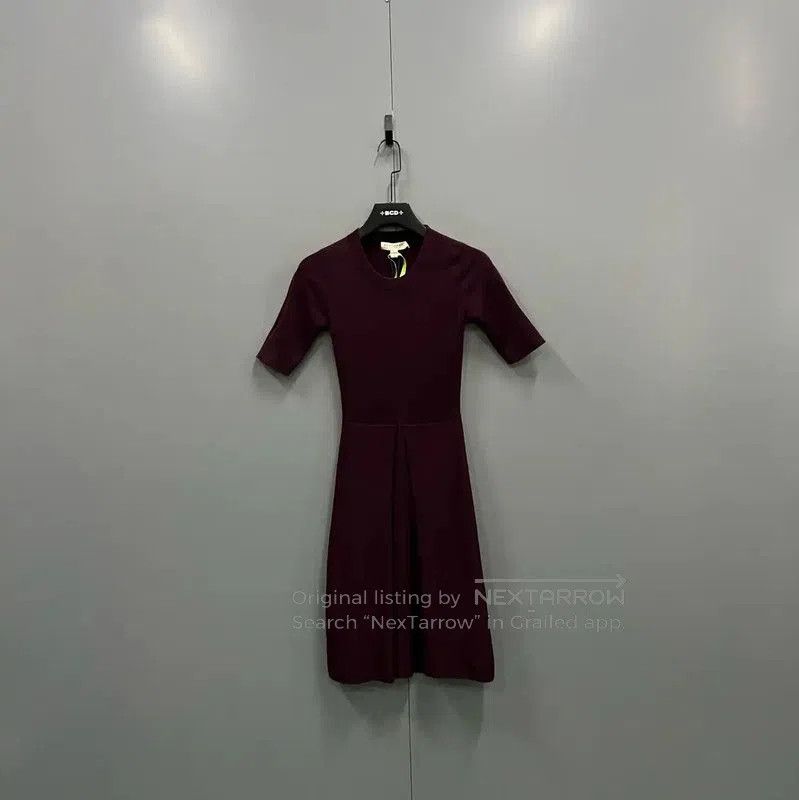 Burberry Burberry Maroon Long Sleeve Dress for Women. Size S / US 4 / IT 40 - 1 Thumbnail