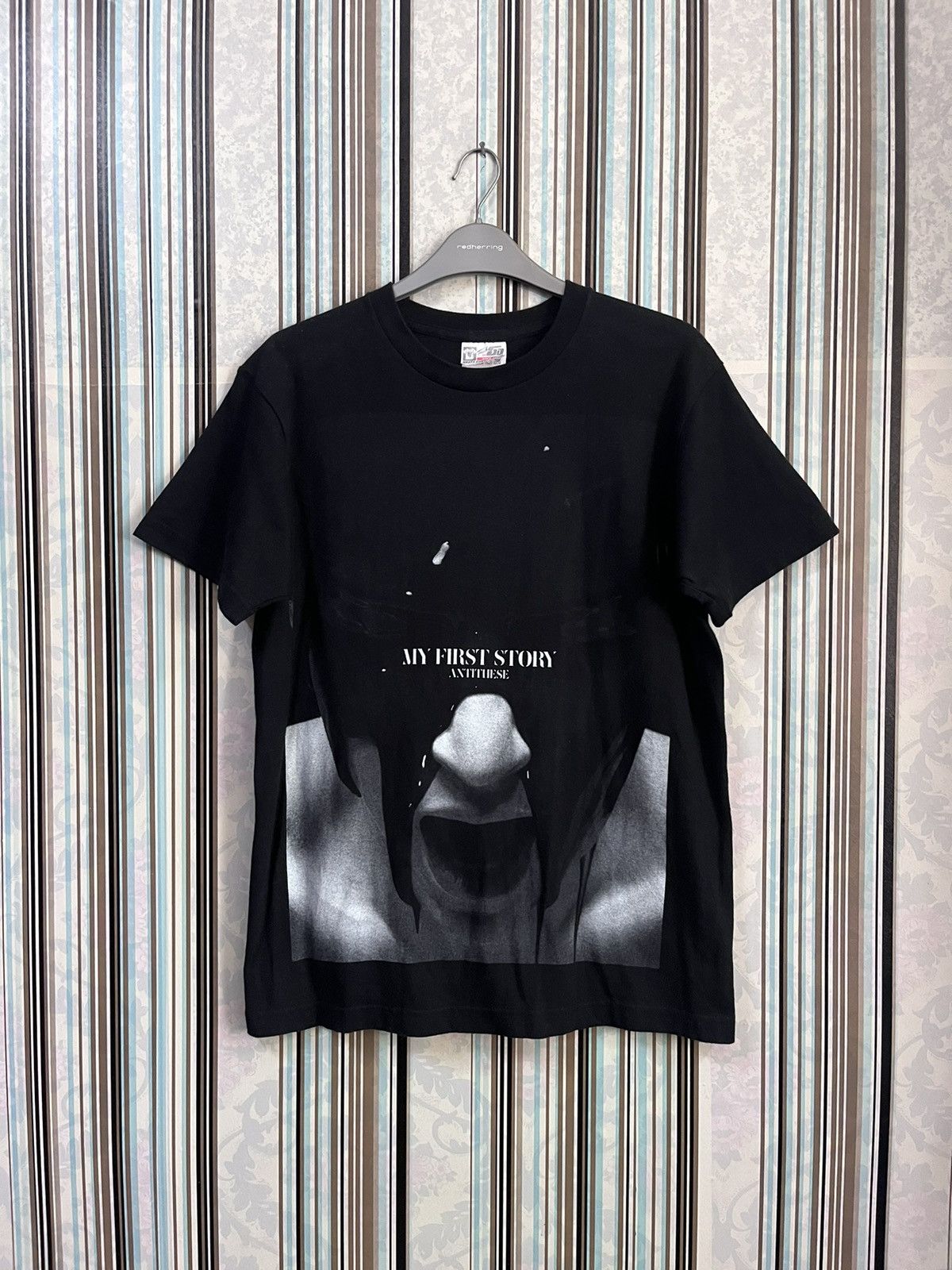 Band Tees My first time antithese #F4 Size M / US 6-8 / IT 42-44 - 1 Thumbnail