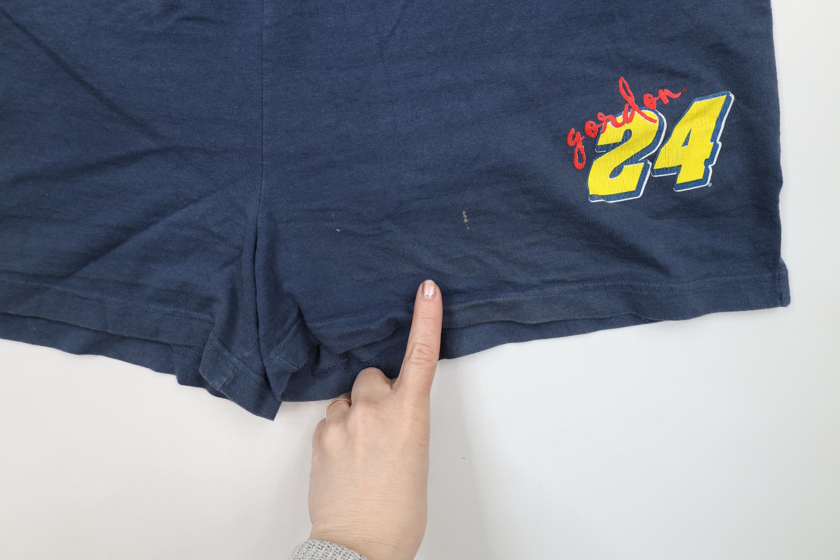 Vintage Vintage Y2K 2005 NASCAR Jeff Gordon Racing Short Shorts Size 32" / US 10 / IT 46 - 6 Thumbnail