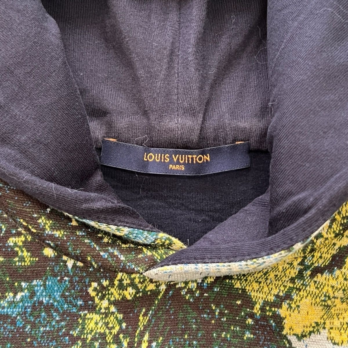 Louis Vuitton LOUIS VUITTON 2020SS Virgil Abloh Tapestry 3D Pocket Hoodie Size US M / EU 48-50 / 2 - 5 Thumbnail
