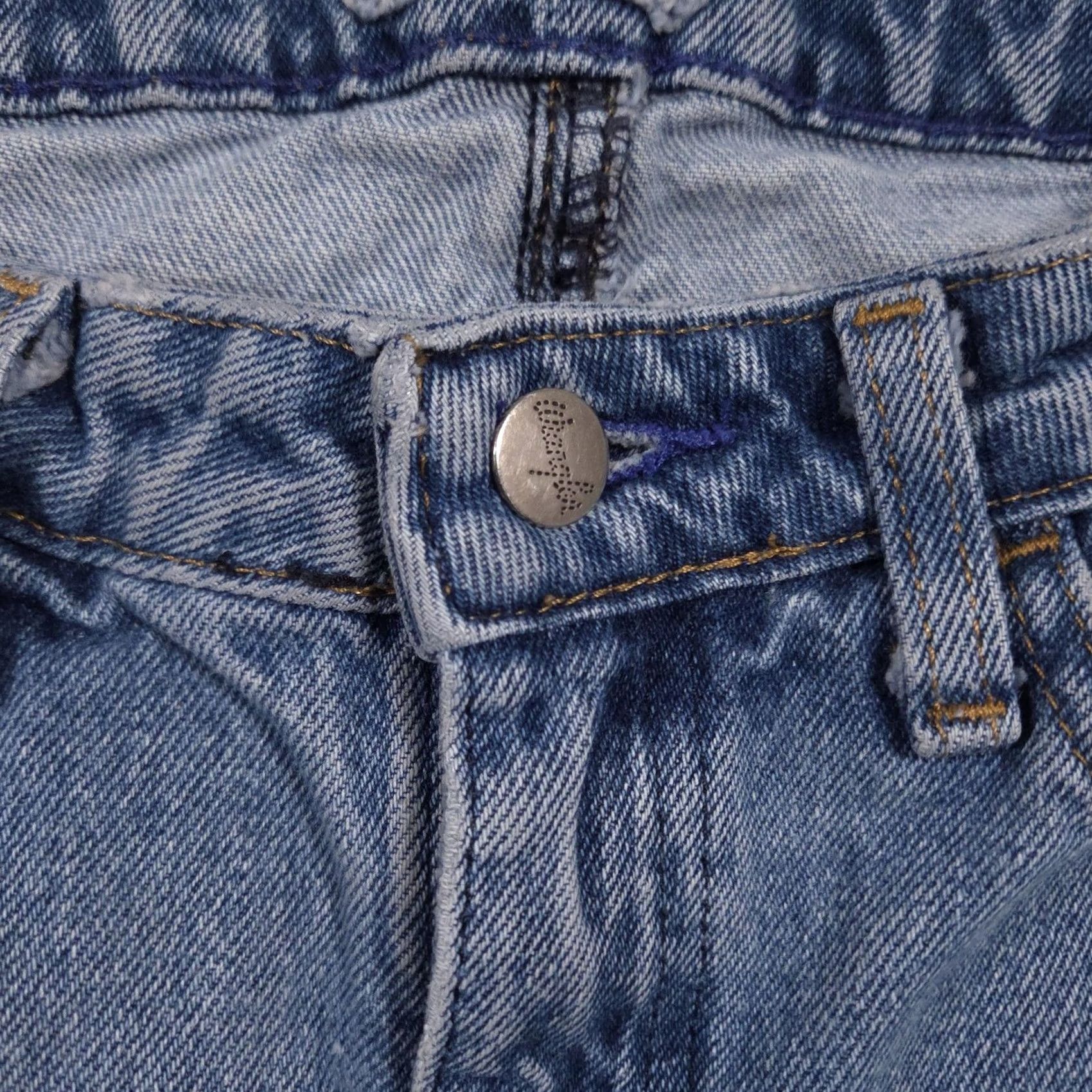 Wrangler Wrangler Jeans Womens 5 Pocket Denim Straight Leg Zip Fly Adjustable Waist Blue 28in Inseam 27in 100% Cotton Regular Womens Size 6 Size 28" / US 6 / IT 42 - 6 Thumbnail