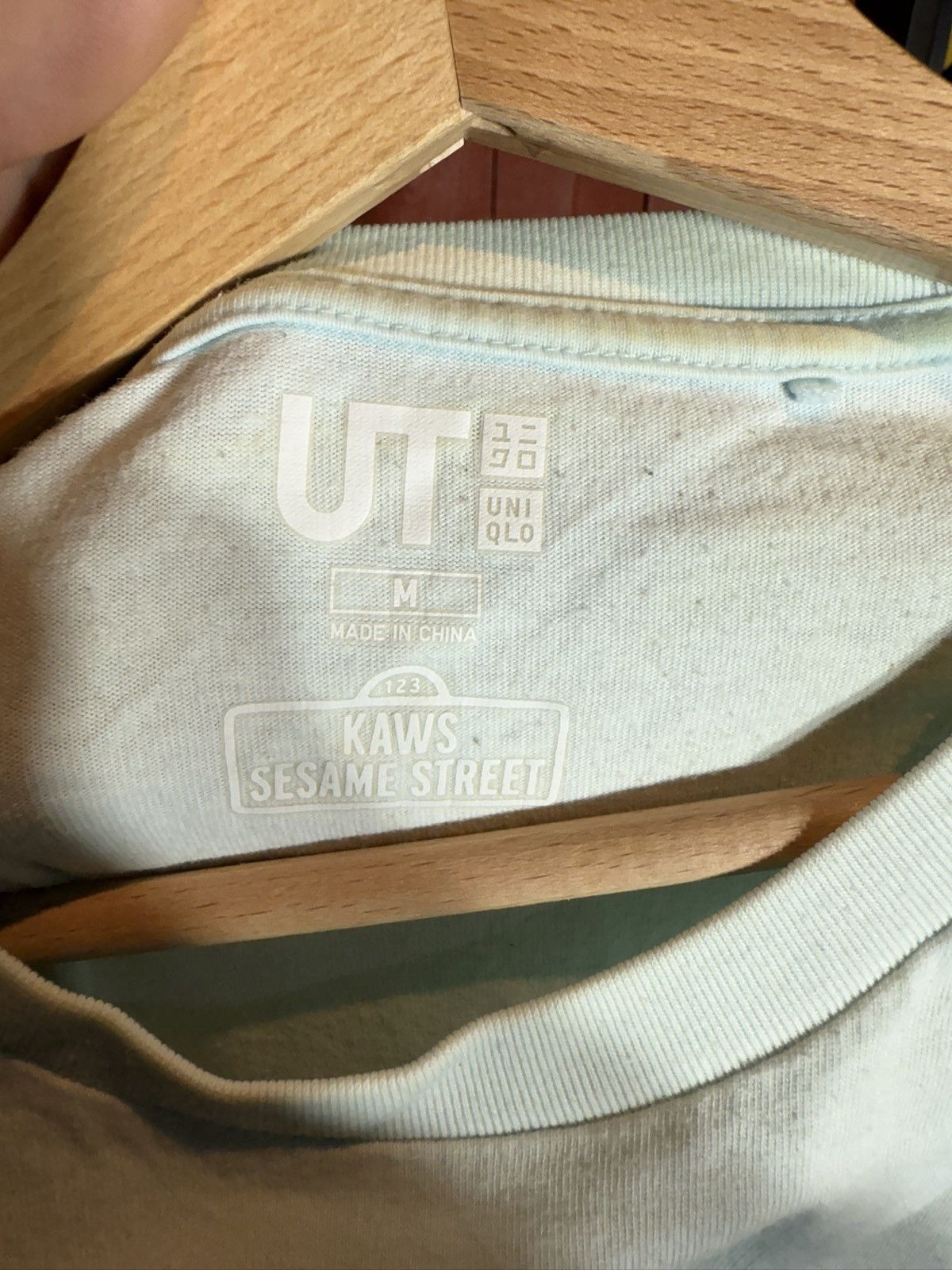 Kaws × Uniqlo Uniqlo X Kaws tshirt Size US M / EU 48-50 / 2 - 2 Thumbnail