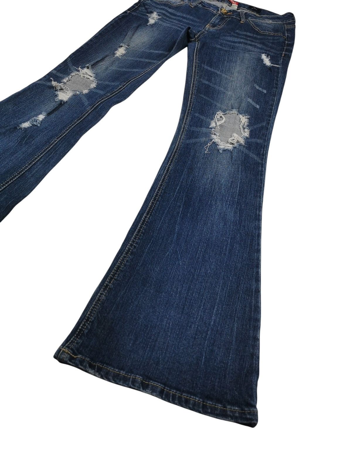 UNIONBAY Unionbay Slim Thigh Flare Legs Distressed Jeans Size 30" / US 8 / IT 44 - 1 Thumbnail