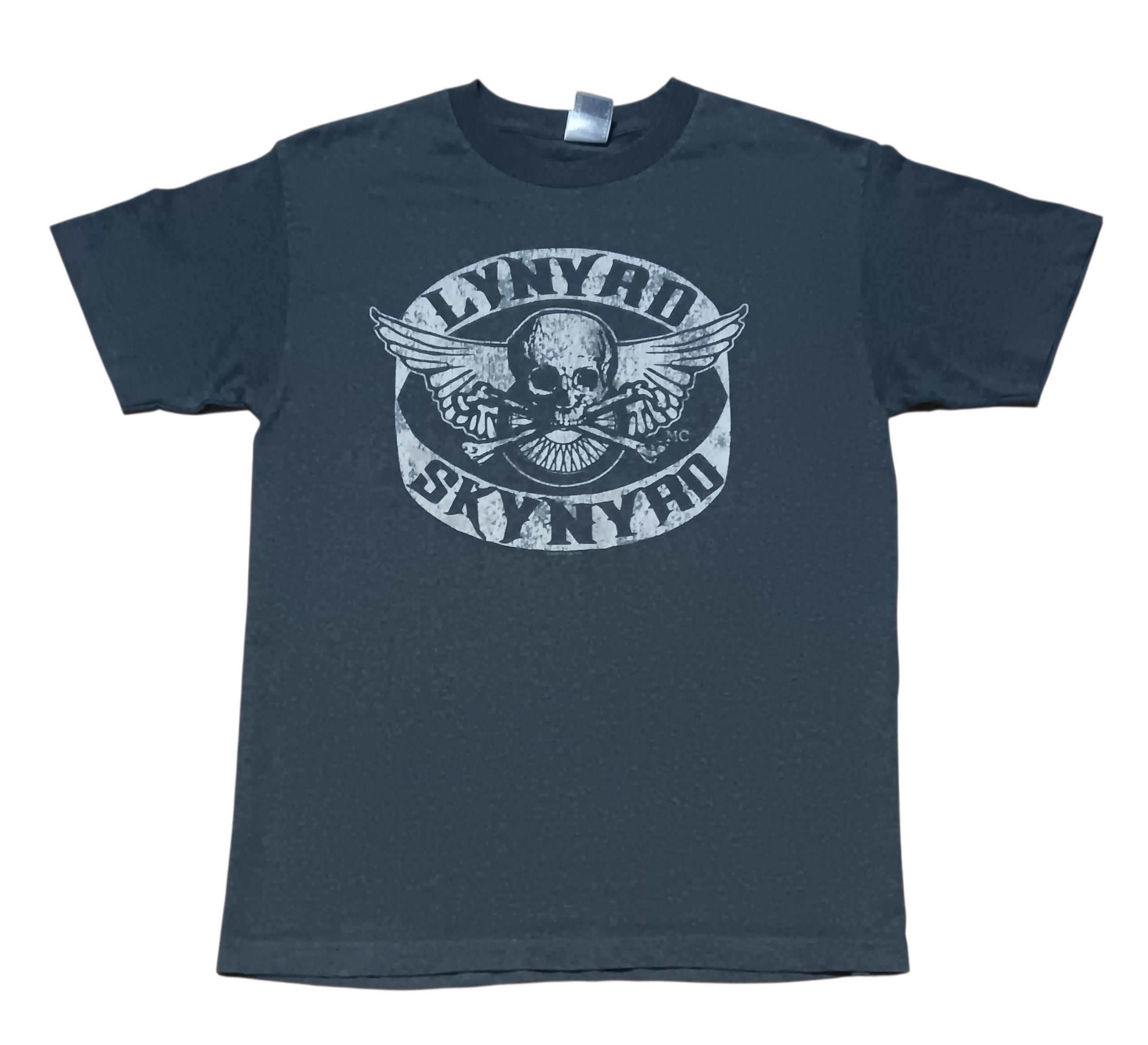 Band Tees VINTAGE 2004 LYNYRD SKYNYRD SHIRT Size US M / EU 48-50 / 2 - 1 Thumbnail