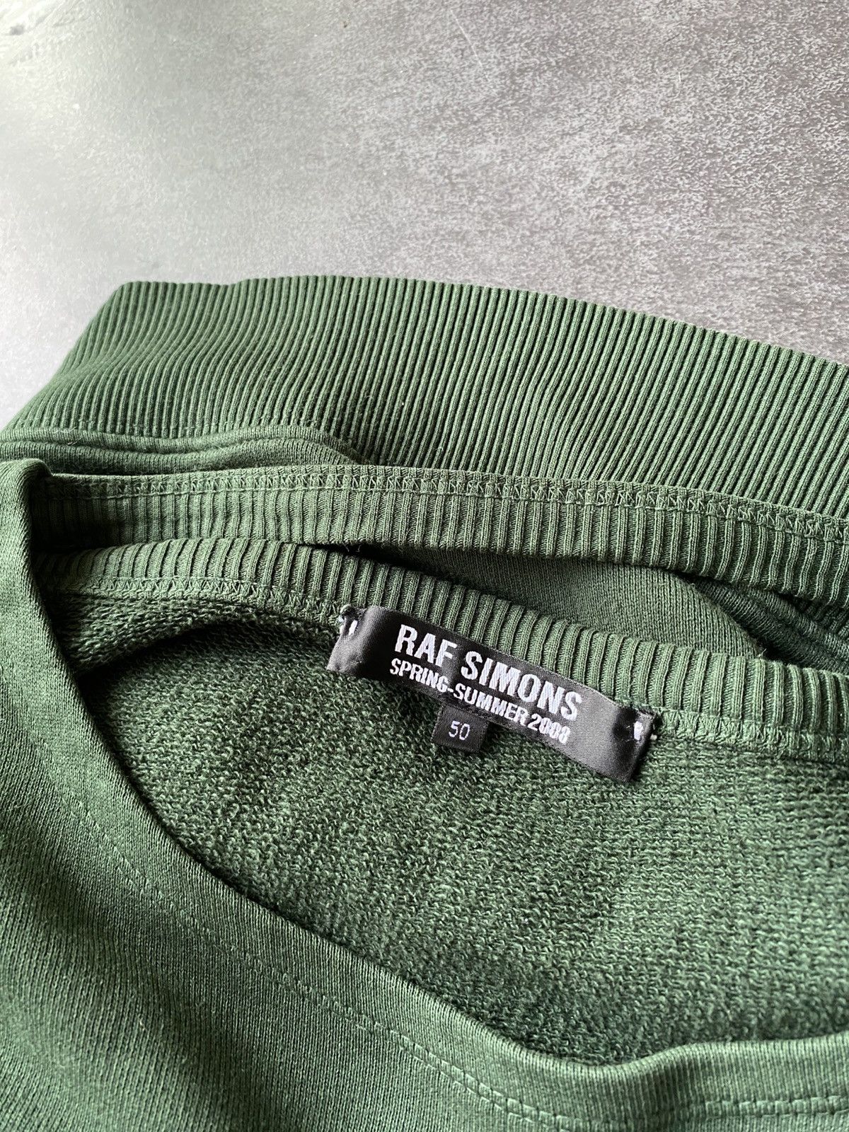 Raf Simons raf simon cut out crew neck ss04 Size US M / EU 48-50 / 2 - 2 Thumbnail