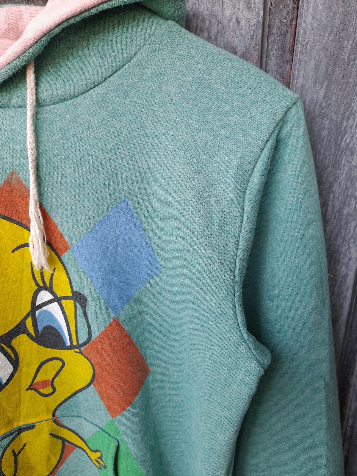 Japanese Brand Vintage Looney Tunes Tweety Hoodie “Smart Chick” Green Pink Size US M / EU 48-50 / 2 - 4 Thumbnail