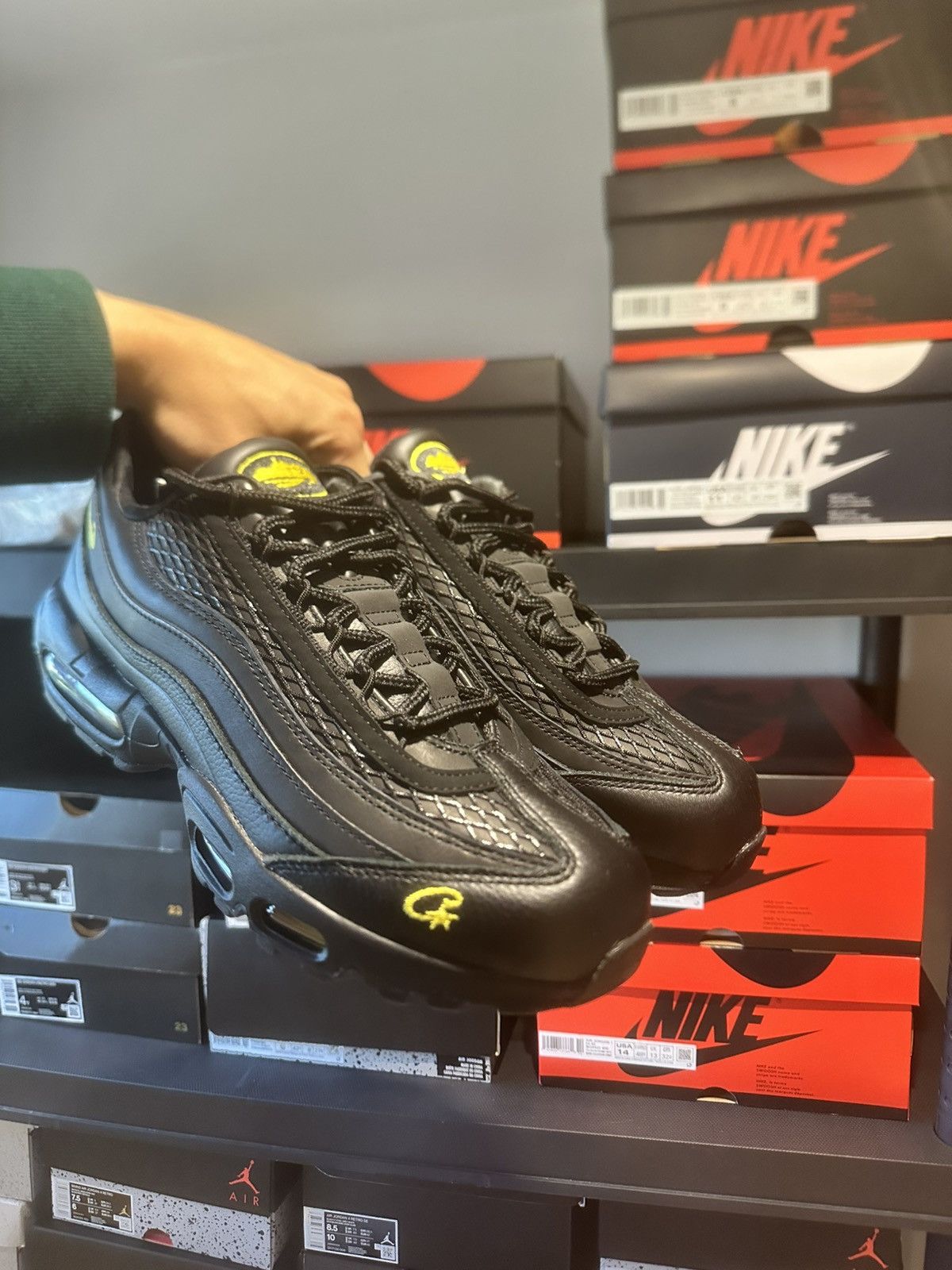 Corteiz Air max 95 corteiz honey black Size US 9.5 / EU 42-43 - 1 Thumbnail