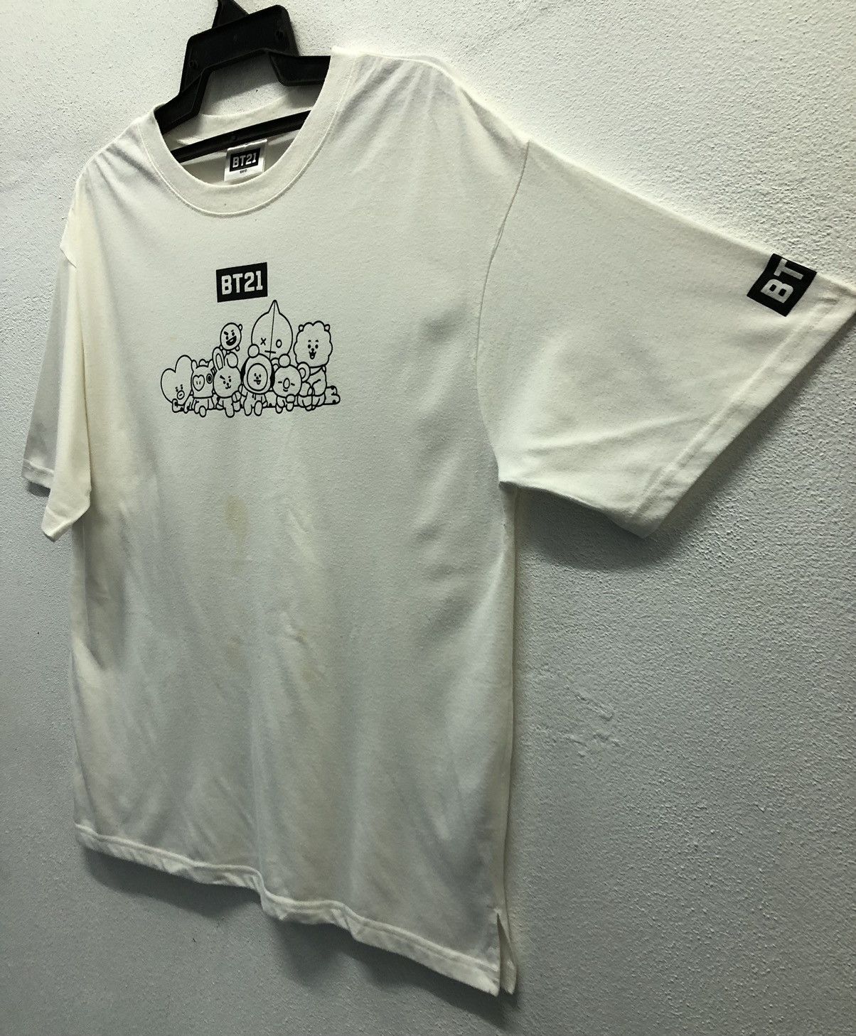 Vintage Vintage BT21 T-Shirt Size US M / EU 48-50 / 2 - 5 Thumbnail