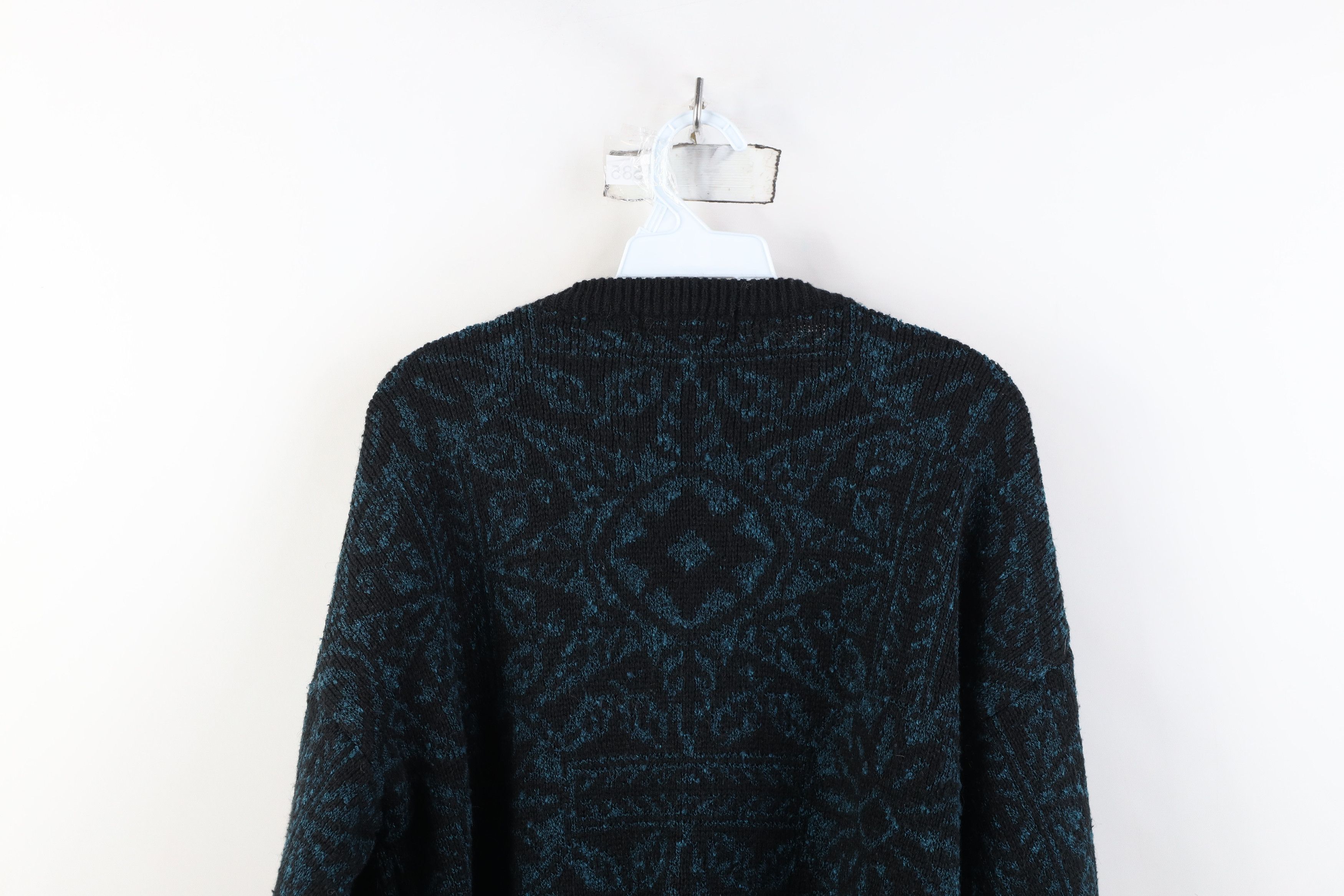Vintage Vintage 90s Streetwear Flower Knit Crewneck Sweater Size US L / EU 52-54 / 3 - 10 Thumbnail