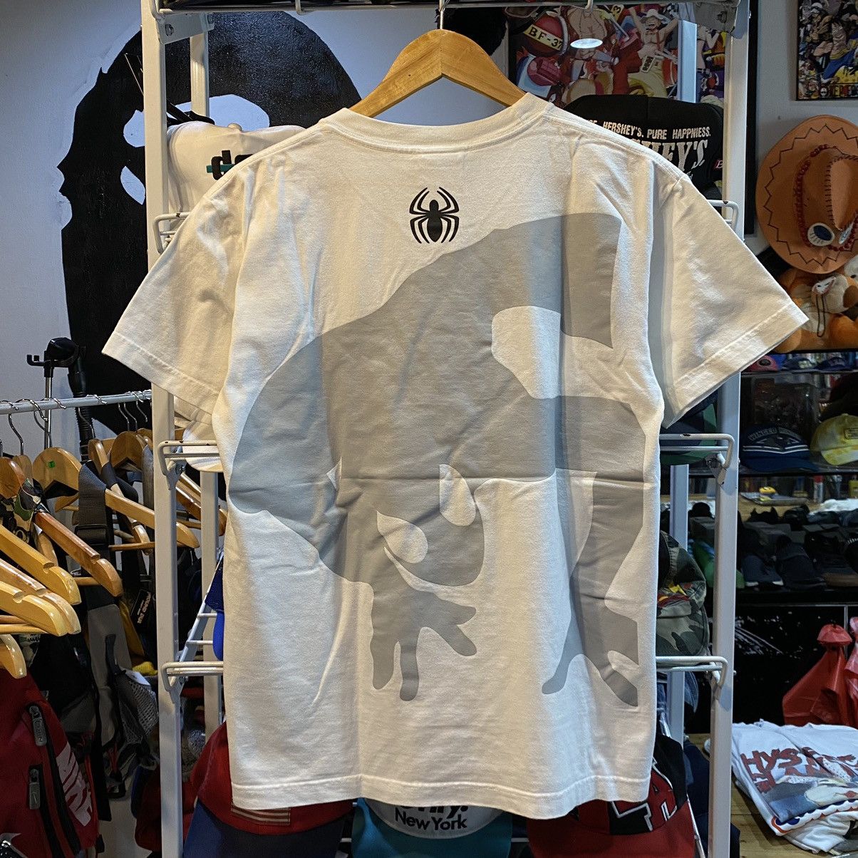 Universal Studios Vintage Spiderman T-shirt Size US M / EU 48-50 / 2 - 2 Thumbnail