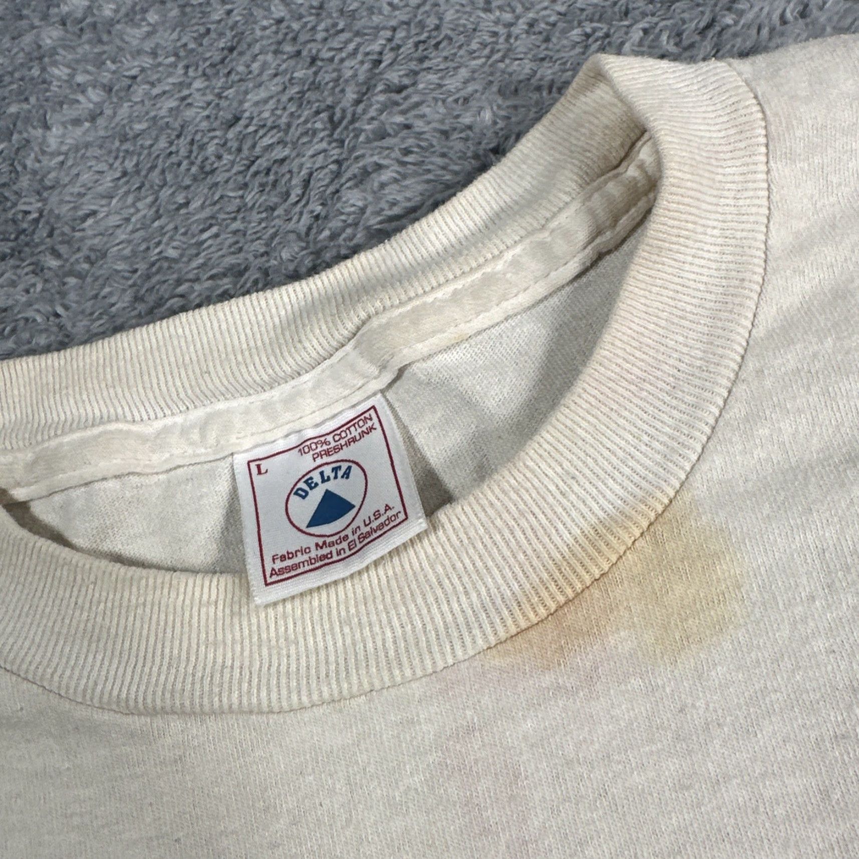 Vintage VINTAGE Cannabis Marijuana Hemp Wanted Neon Shirt 90s Ganja Weed Leaf Size L White Men T-Shirt Cotton Size US L / EU 52-54 / 3 - 3 Thumbnail