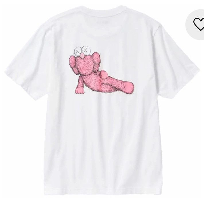 Kaws × Uniqlo UT Graphic T-Shirt Size US XL / EU 56 / 4 - 1 Thumbnail