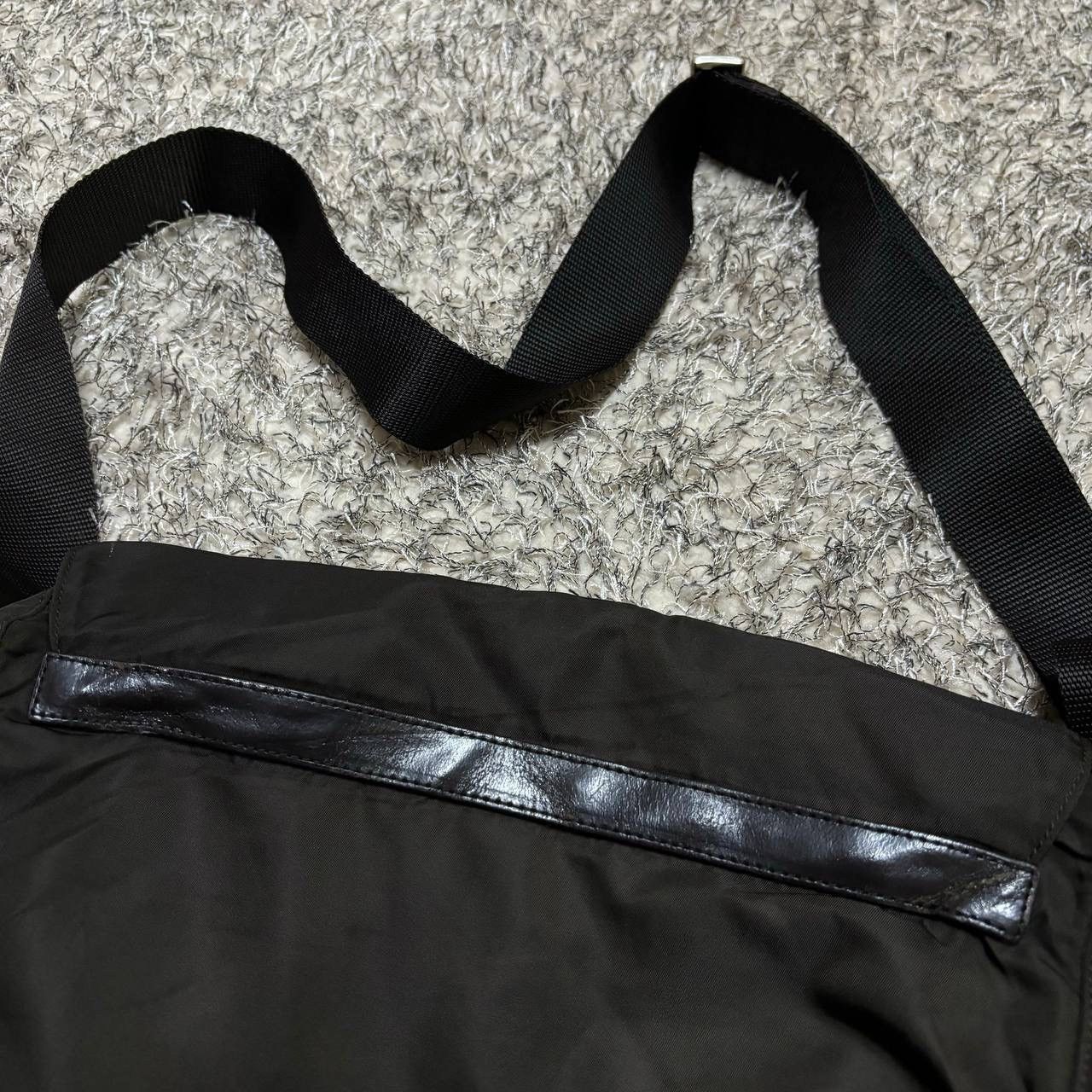 Prada Vtg Prada Vela Nylon Messenger Bag Black Buckle Crossbody Size ONE SIZE - 10 Thumbnail
