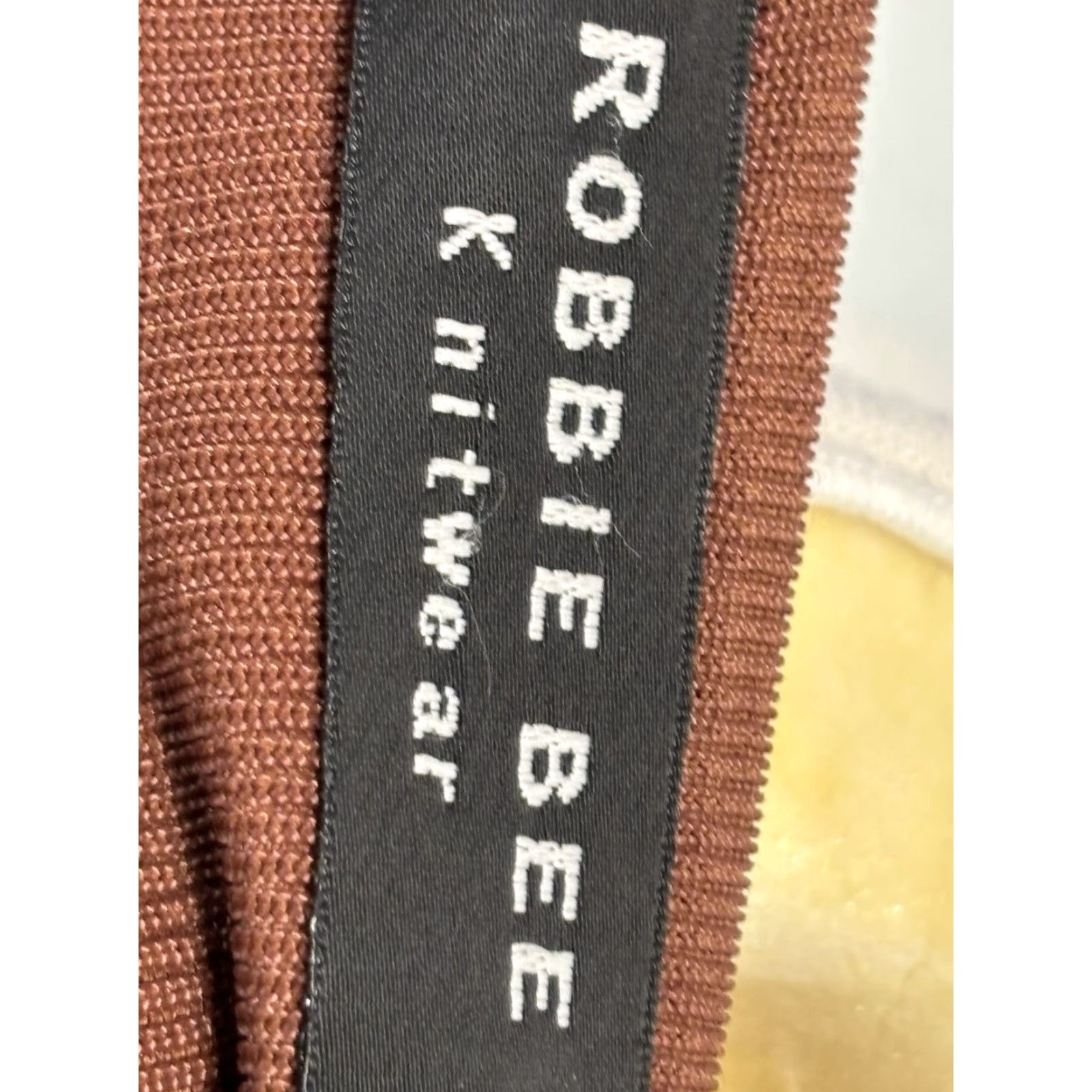 Lee VINTAGE Robbie Lee Knitworks Beaded Sweater Cheetah Beaded Sequin Stretch 90s Women Medium Rust Size M / US 6-8 / IT 42-44 - 7 Thumbnail