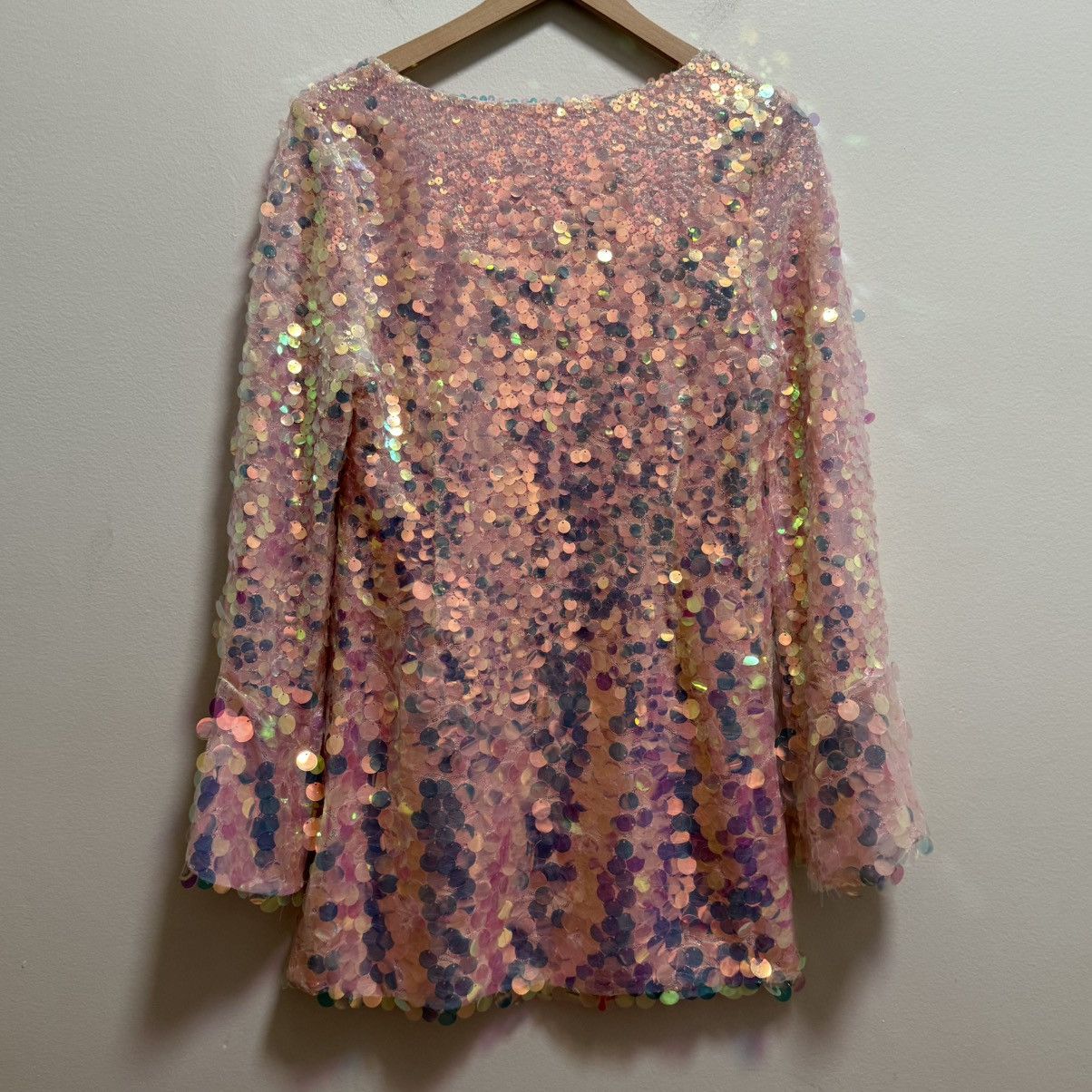LoveShackFancy NWT Loveshackfancy pink iridescent sequin pailette dress Size M / US 6-8 / IT 42-44 - 1 Thumbnail