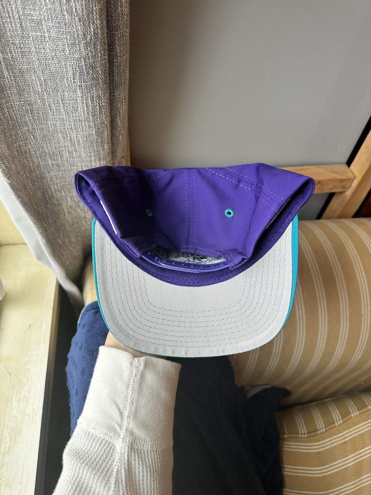 NBA × Vintage Vintage Charlotte Hornets Graffiti Snapback Hat Size ONE SIZE - 5 Thumbnail
