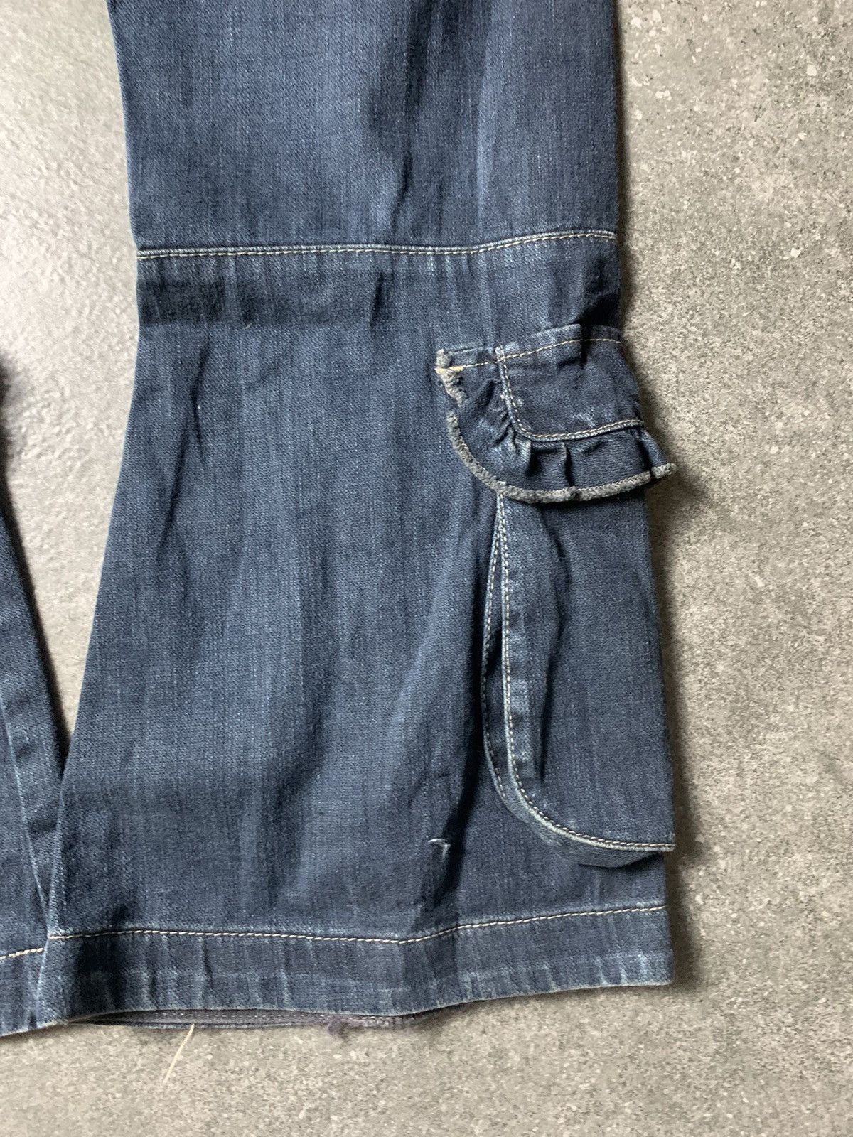 Marithe + Francois Girbaud 2000s Marithe Francois Girbaud Patchwork Flared Cargo Pants Size US 27 - 12 Thumbnail