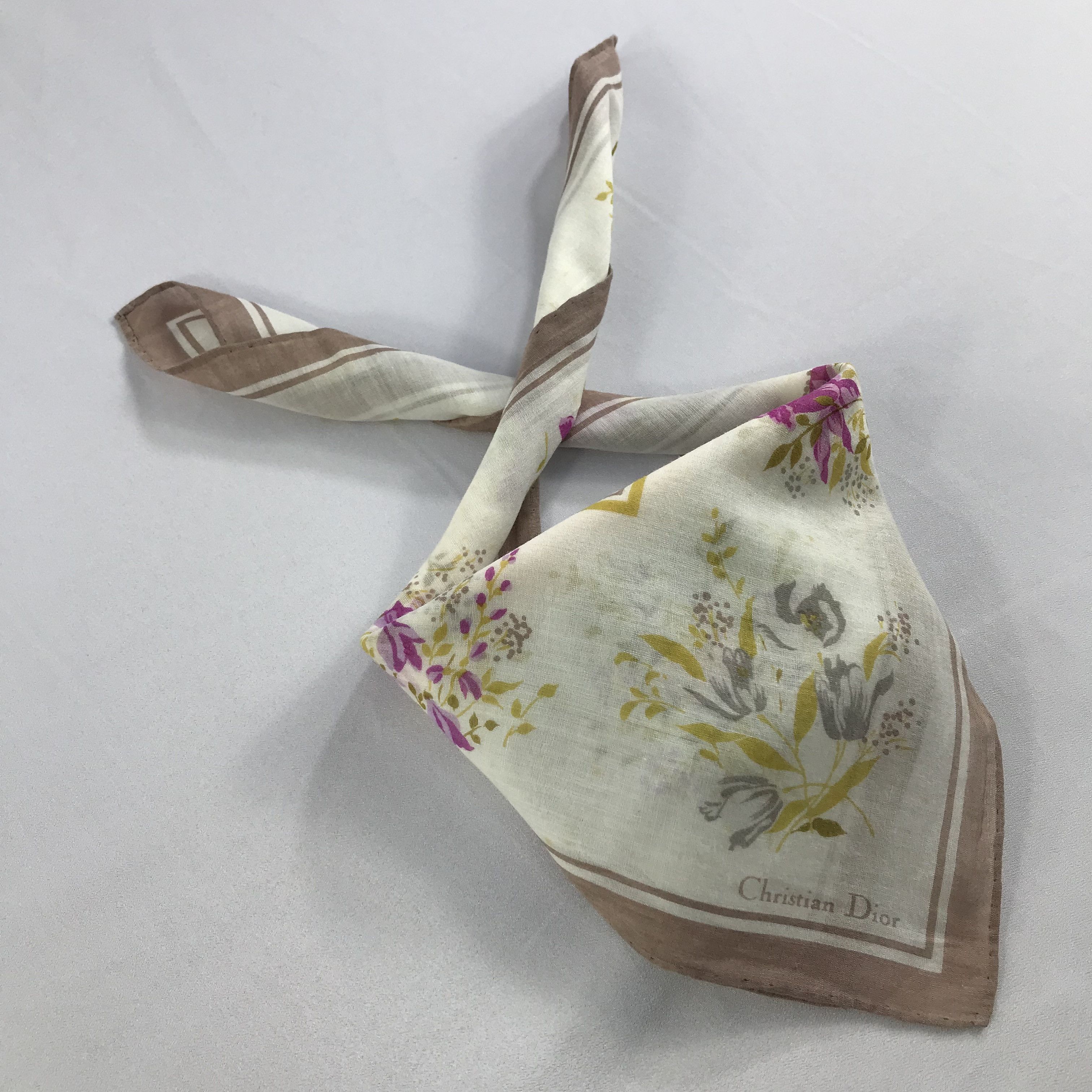 Vintage Christian Dior Bandana / Handkerchief / Neckerchief -S2618 Size ONE SIZE - 4 Thumbnail