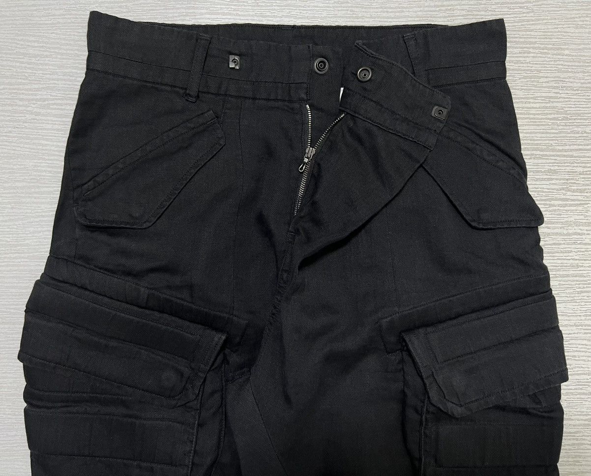Julius Julius_7 - S/S 13’ - “Vandalism” Gasmask Cargo Pants Size US 30 / EU 46 - 4 Thumbnail