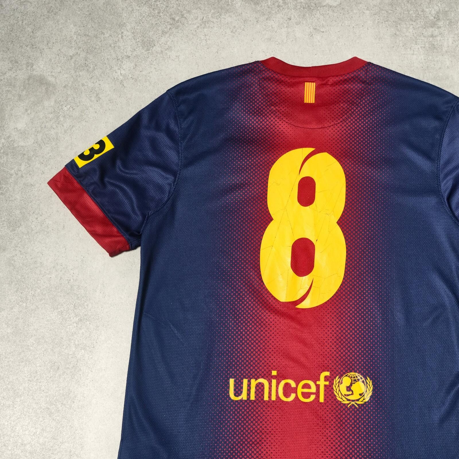 Nike 2012/13 Barcelona Home Shirt Nike Iniesta (L/XL) Size US L / EU 52-54 / 3 - 4 Thumbnail