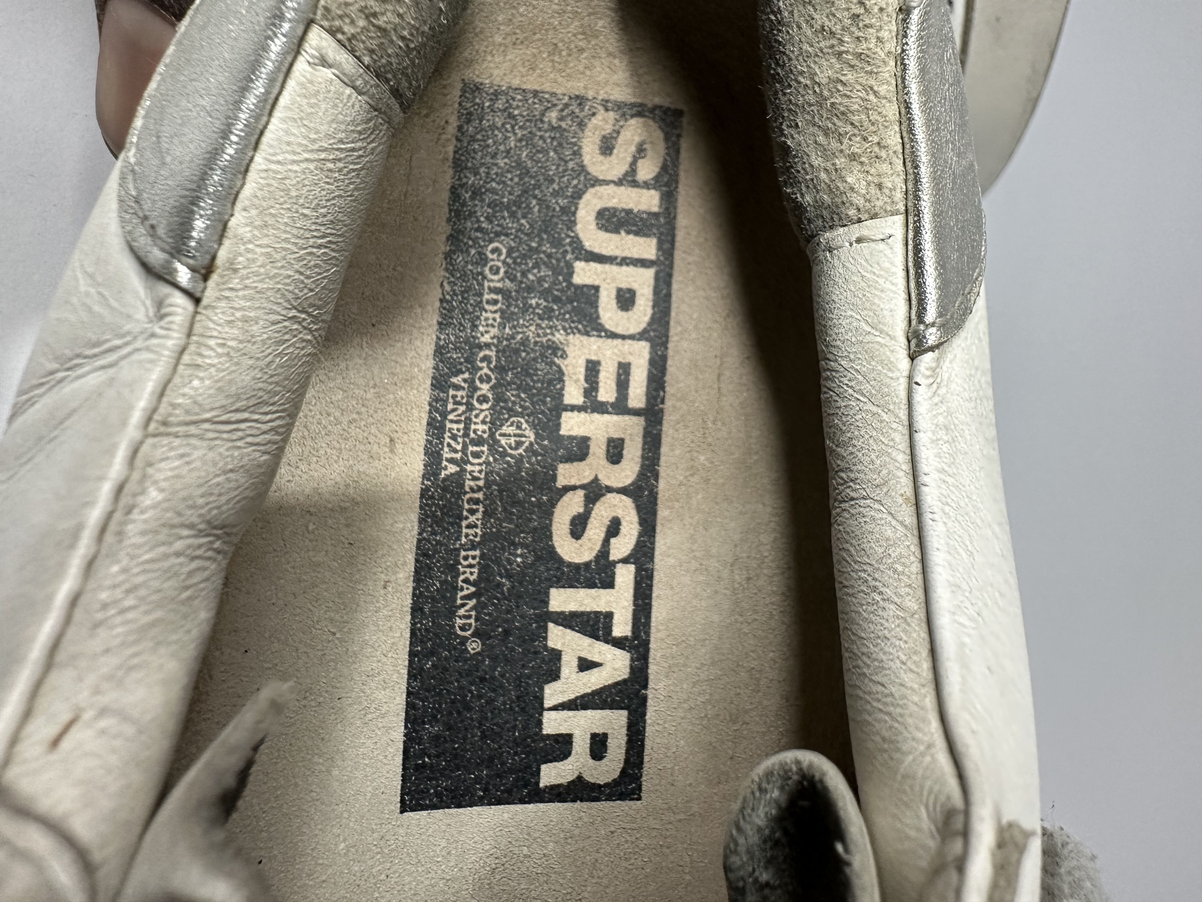 Golden Goose Golden Goose Superstar White Leather Silver Heel Tab Sneaker Size US 7 / EU 40 - 6 Thumbnail