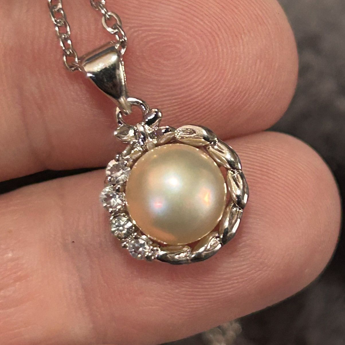 Handmade Handcrafted genuine fresh water pearl pendant necklace Size ONE SIZE - 2 Thumbnail