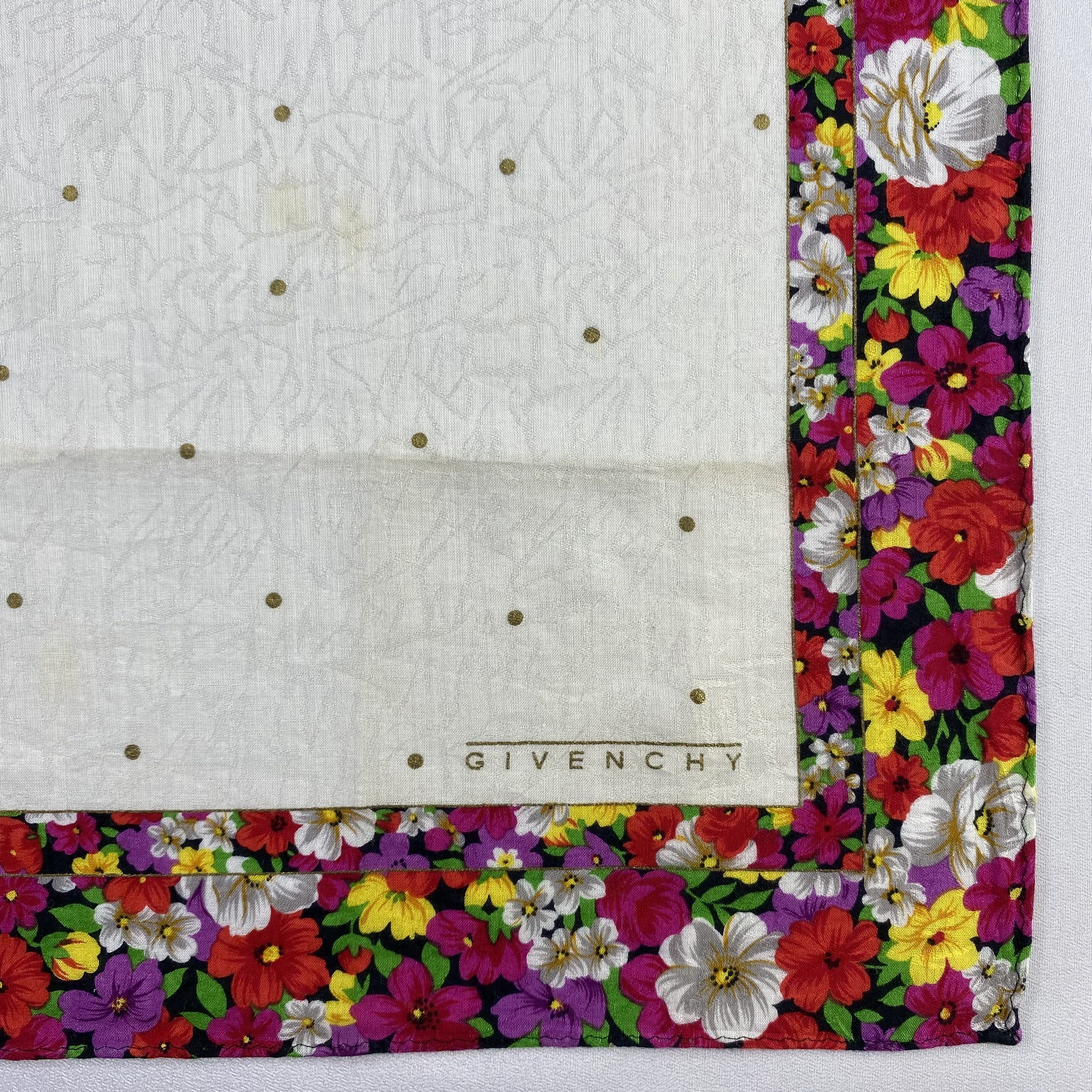 Vintage Givenchy Bandana/ Handkerchief / Neckerchief-P1112 Size ONE SIZE - 3 Thumbnail