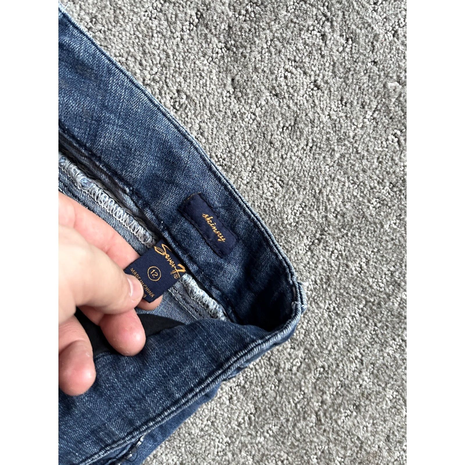 Vintage Seven7 Women’s Jeans Mid Rise Skinny Tapered Ankle Blue Distressed 12 Women’s Size 34" / US 12 / IT 48 - 6 Thumbnail