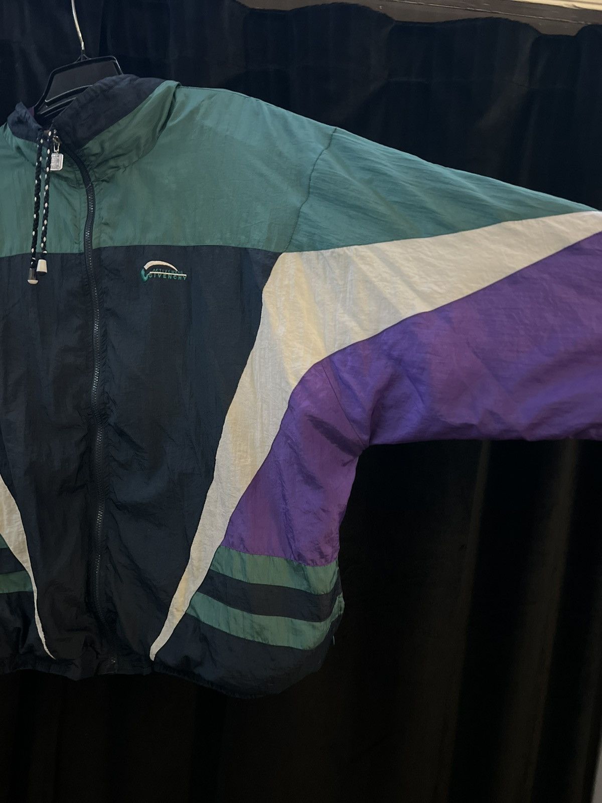 Givenchy × Vintage [RARE] 90’s Givenchy Activewear Windbreaker Size US L / EU 52-54 / 3 - 4 Thumbnail