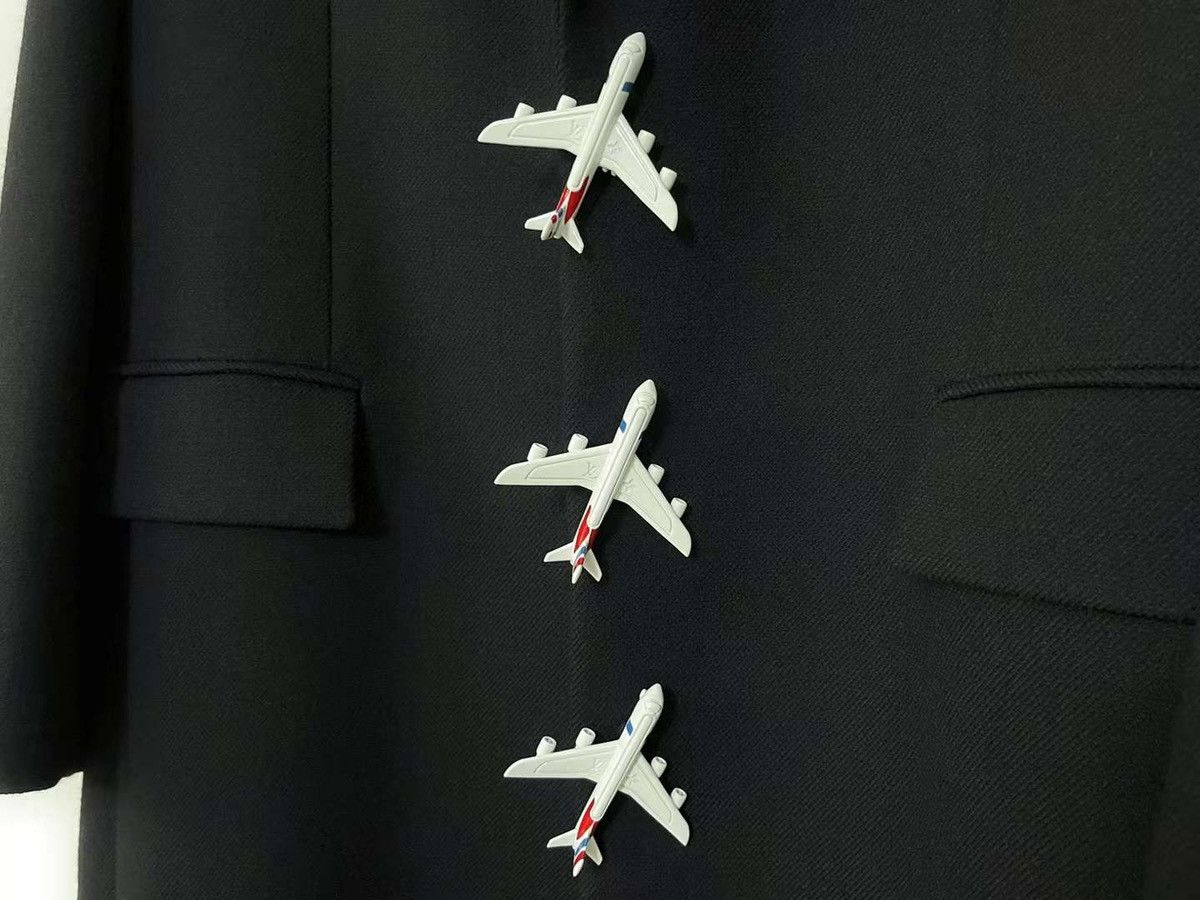 Louis Vuitton FW21 runway airplane button extra large coat Size US S / EU 44-46 / 1 - 3 Thumbnail