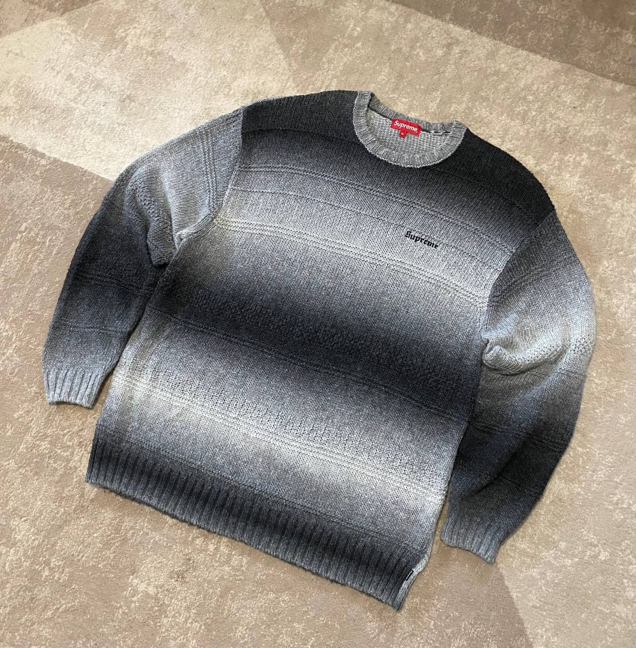 Supreme Supreme FW/22 Gradient Stripe Sweater size XL men’s Size US XL / EU 56 / 4 - 1 Thumbnail