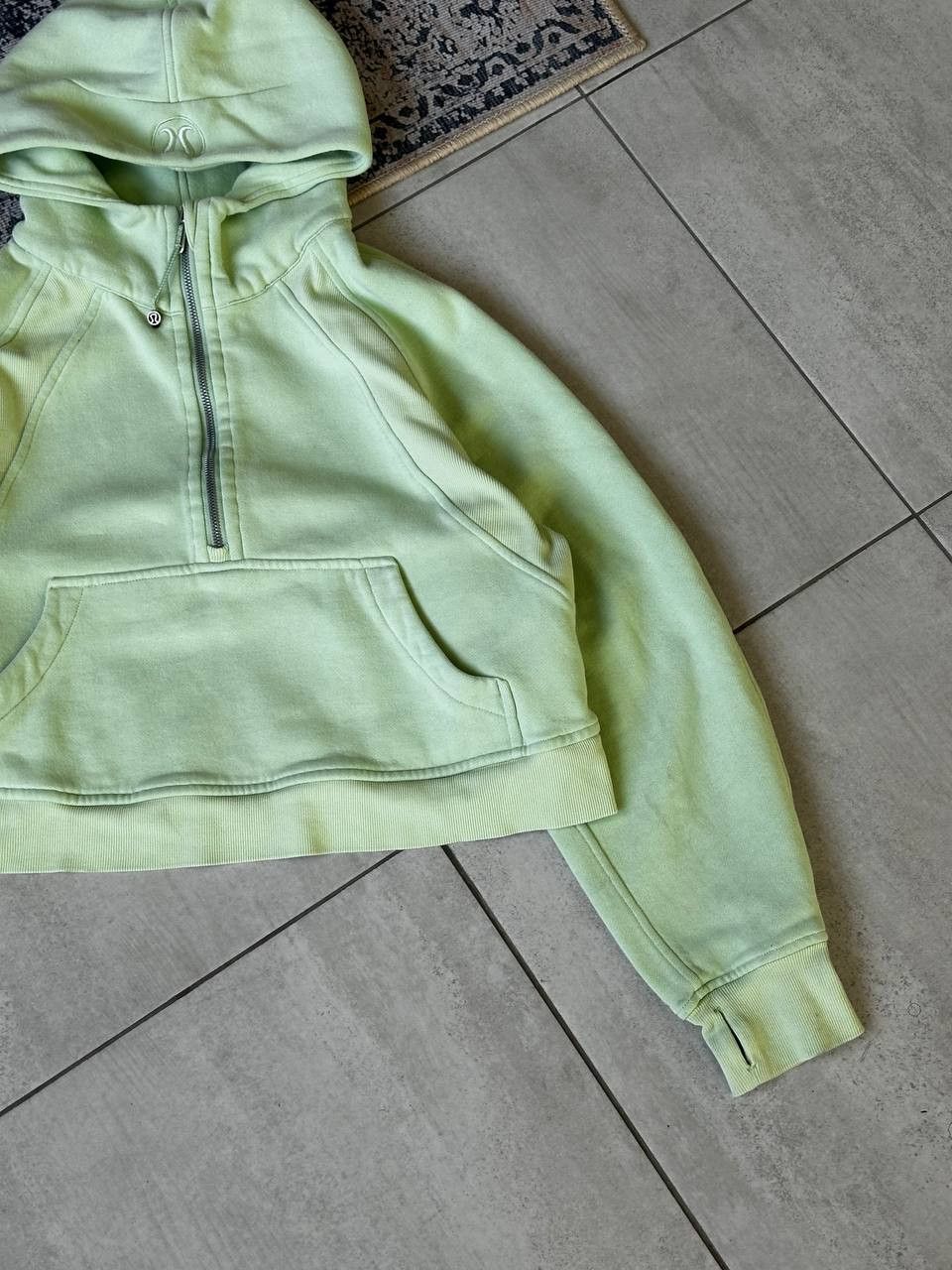 Lululemon Lululemon Zip Up Cropped Hoodie Size M Size M / US 6-8 / IT 42-44 - 5 Thumbnail