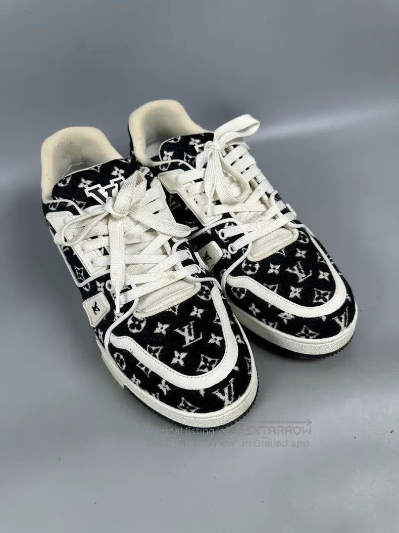 Louis Vuitton Louis Vuitton Trainer Black and White Flocked Full Print F Size US 7 / EU 40 - 3 Thumbnail