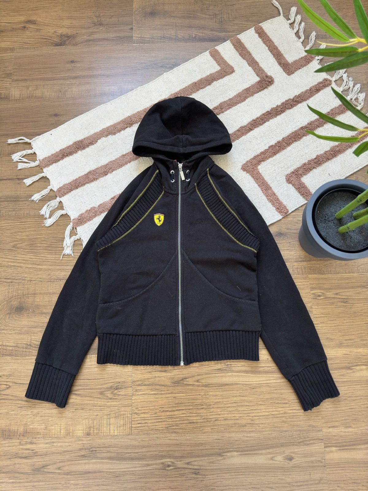 Puma VINTAGE PUMA x FERRARI ZIP HOODIE Grailed